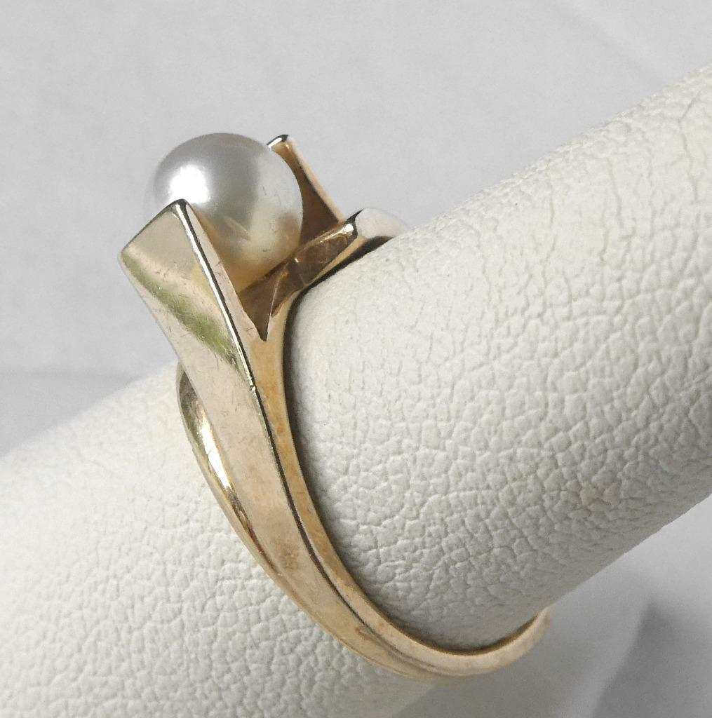 Vintage 10K Gold Modernist Tension Set 5MM Akoya Pearl Bypass Solitaire Ring Sz6