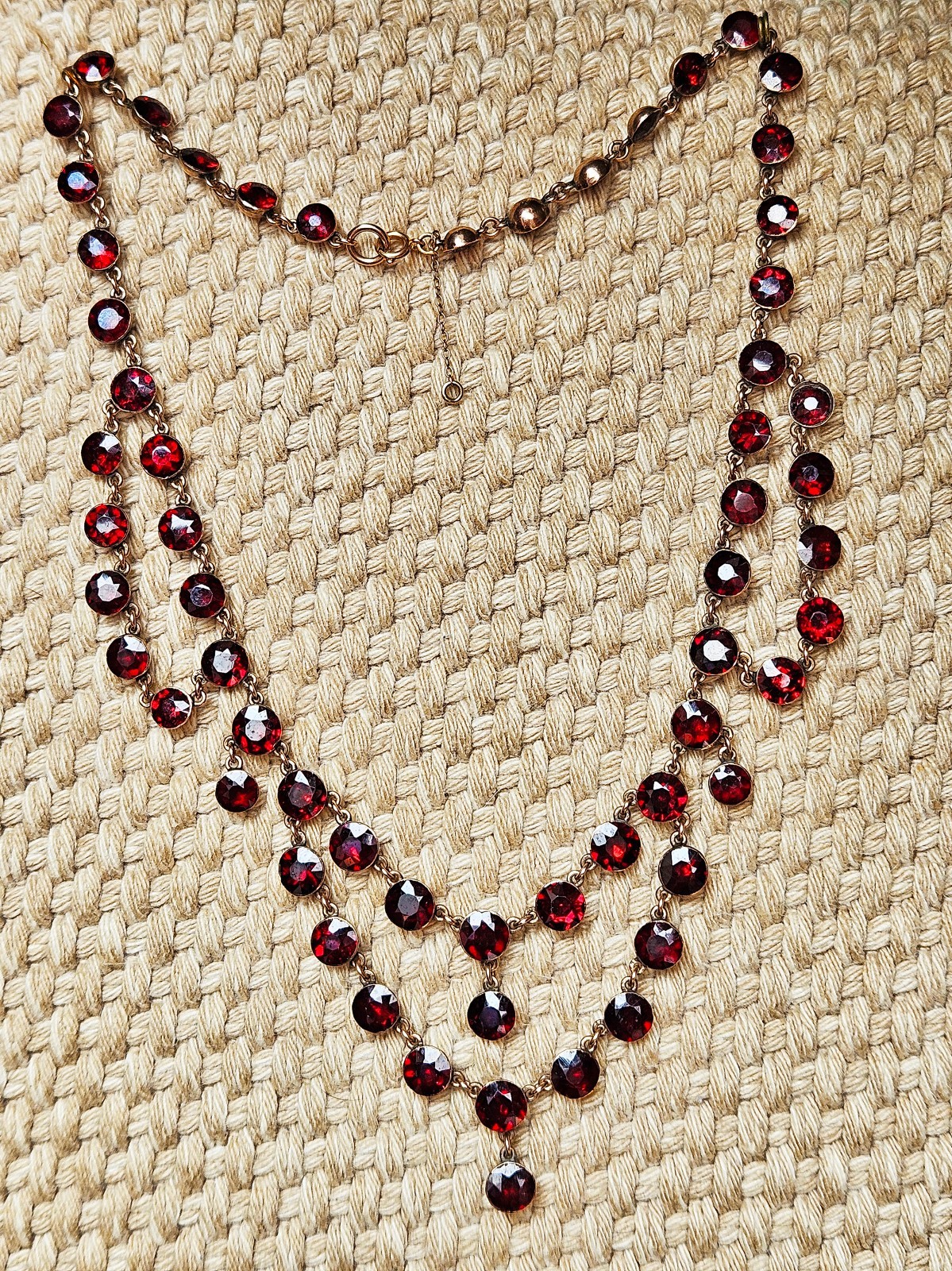 English Late Georgian Early Victorian Almandine Swags Garnet 9 KT Gold Necklace