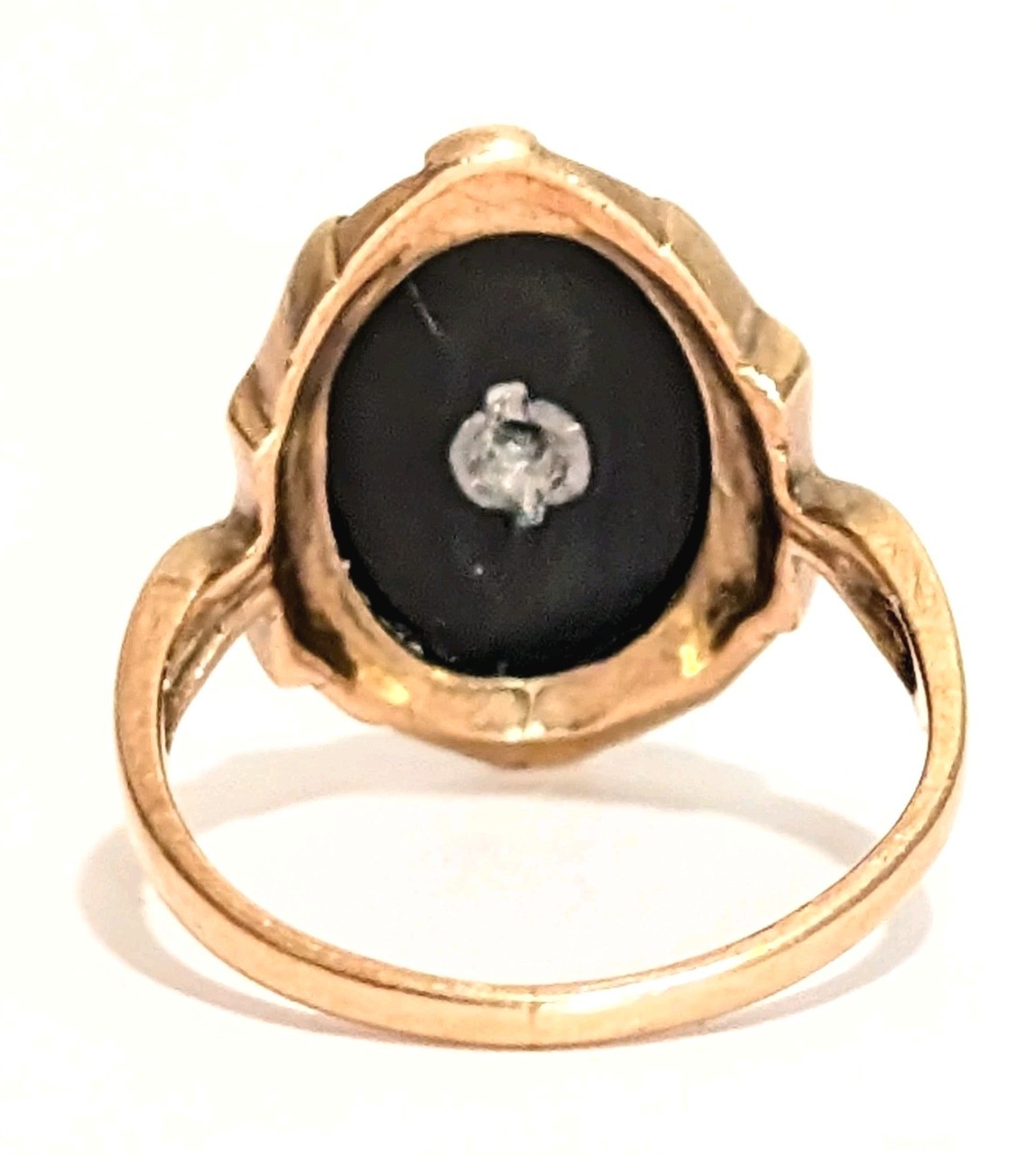 Vintage 10k Gold Black Onyx Ring W/ Diamond Chip Center 2.7g Size 5.25 – 5.5