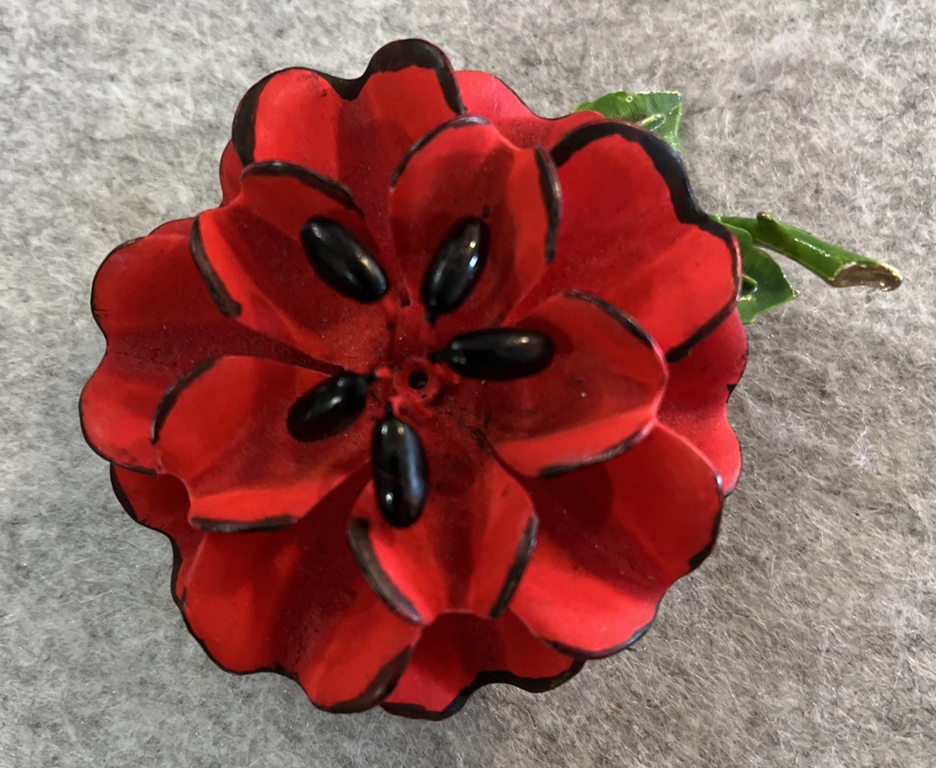 Vintage 1960s Red Enamel Poppy Flower Brooch Pin Mod Retro Boho Unsigned