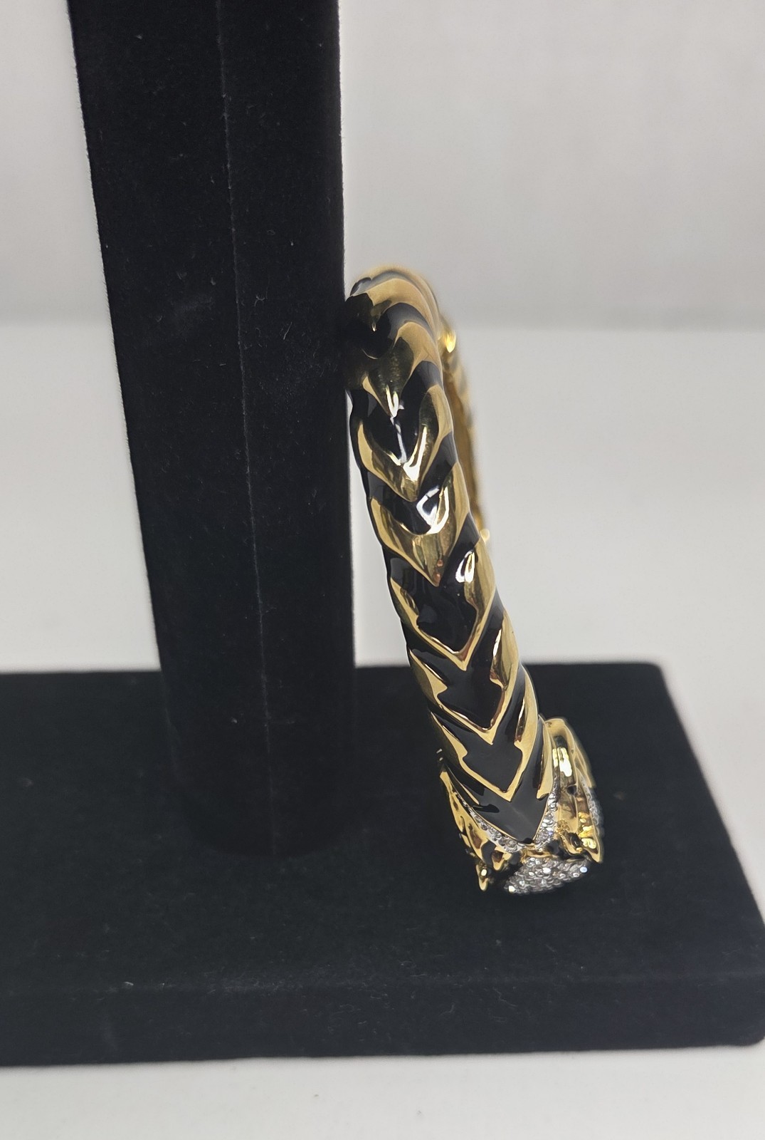 Kenneth J Lane KJL Raja Tiger Enamel & Crystal Bracelet Signed With Box & Papers