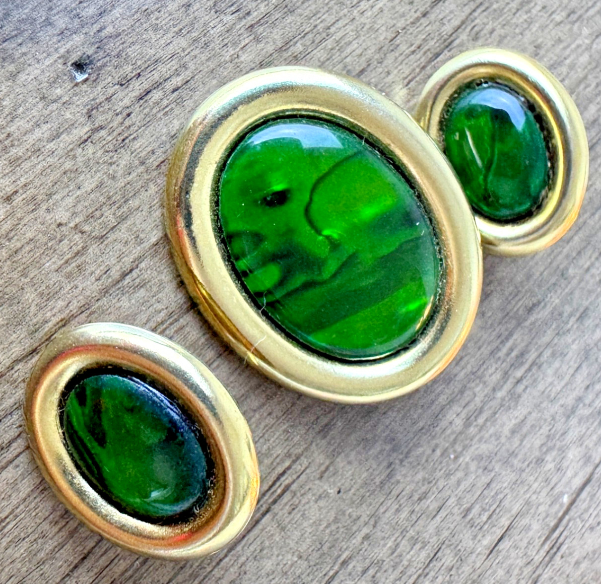 Vintage 1990’s Green Oval Stud Earrings and Brooch Set