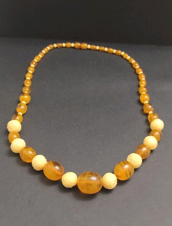 Antique Vintage Amber Bakelite Beads Necklace 64 grams