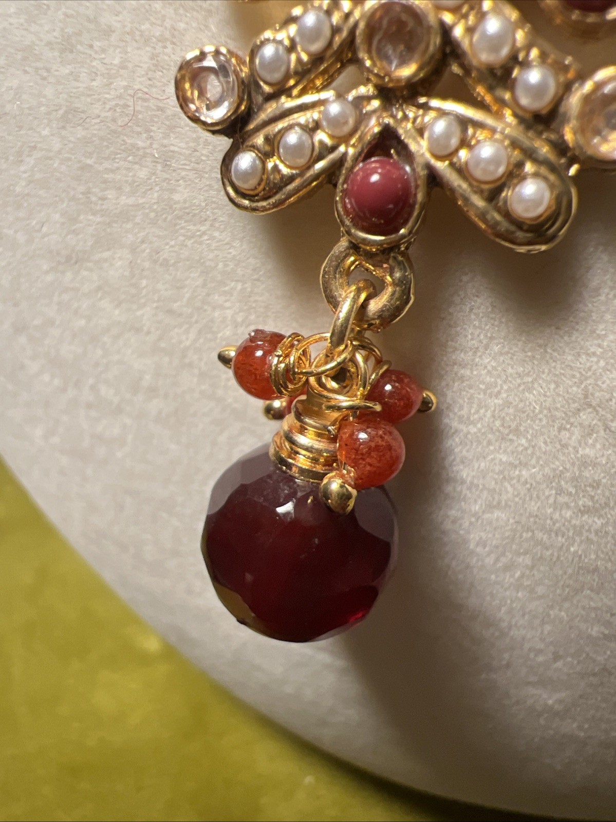 Vtg Victorian Style Ruby Red Glass Gold Tone Indian Bollywood Choker Necklace