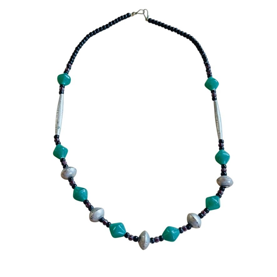 Vtg Green Glass Bicone Beaded Necklace Retro 70s Southwestern Style Chevron 19″