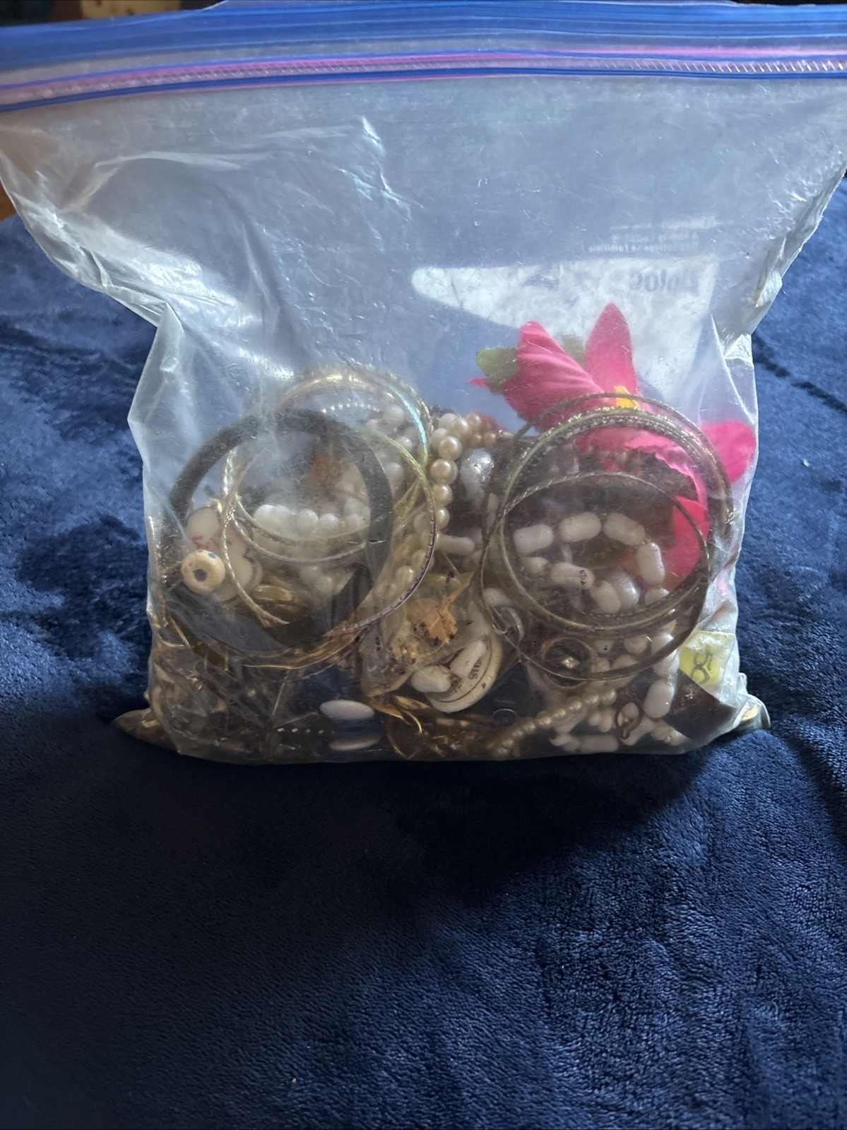 3lbs Custome Jewelry Lot Vintage Pins Braclets Necklaces 50s 60s 70s 80s #1