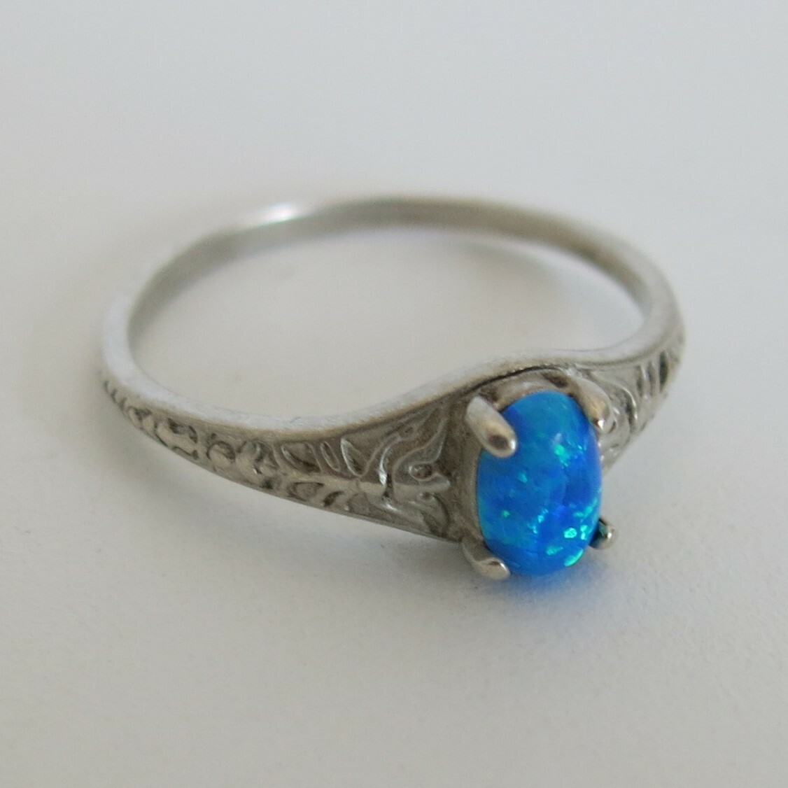 Sterling Silver WM Ring Faux Opal 1.5g Size 7 [6586]