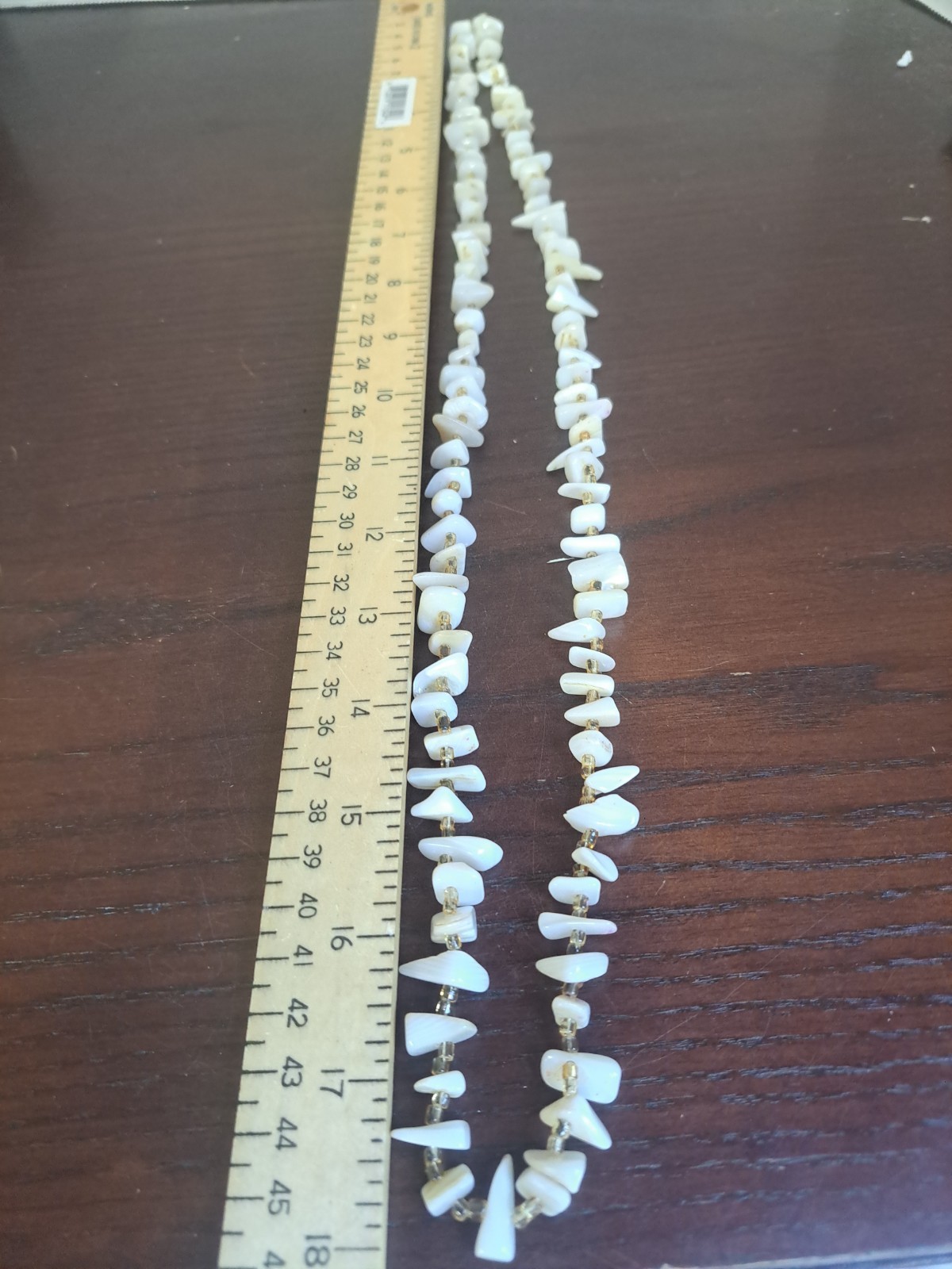 Vintage Flapper Style Off White Chipped Stone Necklace