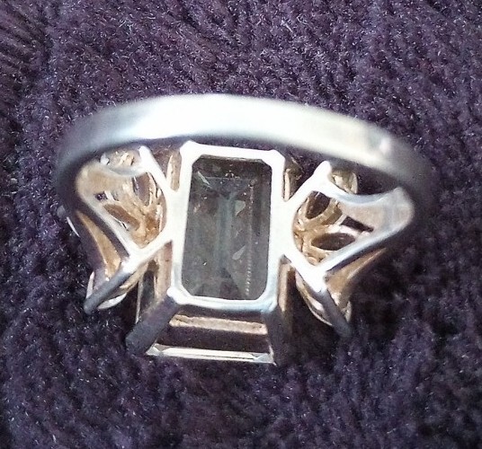 Beautiful VTG Sterling Silver 925 White Topaz Ring Center Stone 10mmx15mm Sz 7