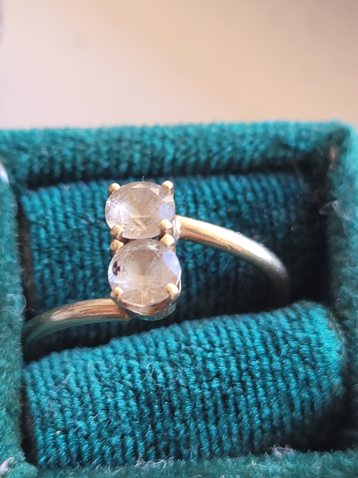 Vintage Antique Gold White Beryl ? Goshenite? Toi Moi Anniversary Gold Ring