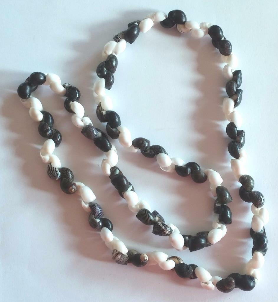 Vintage Antique Black and White Seashell Shells Beaded Necklace 34″