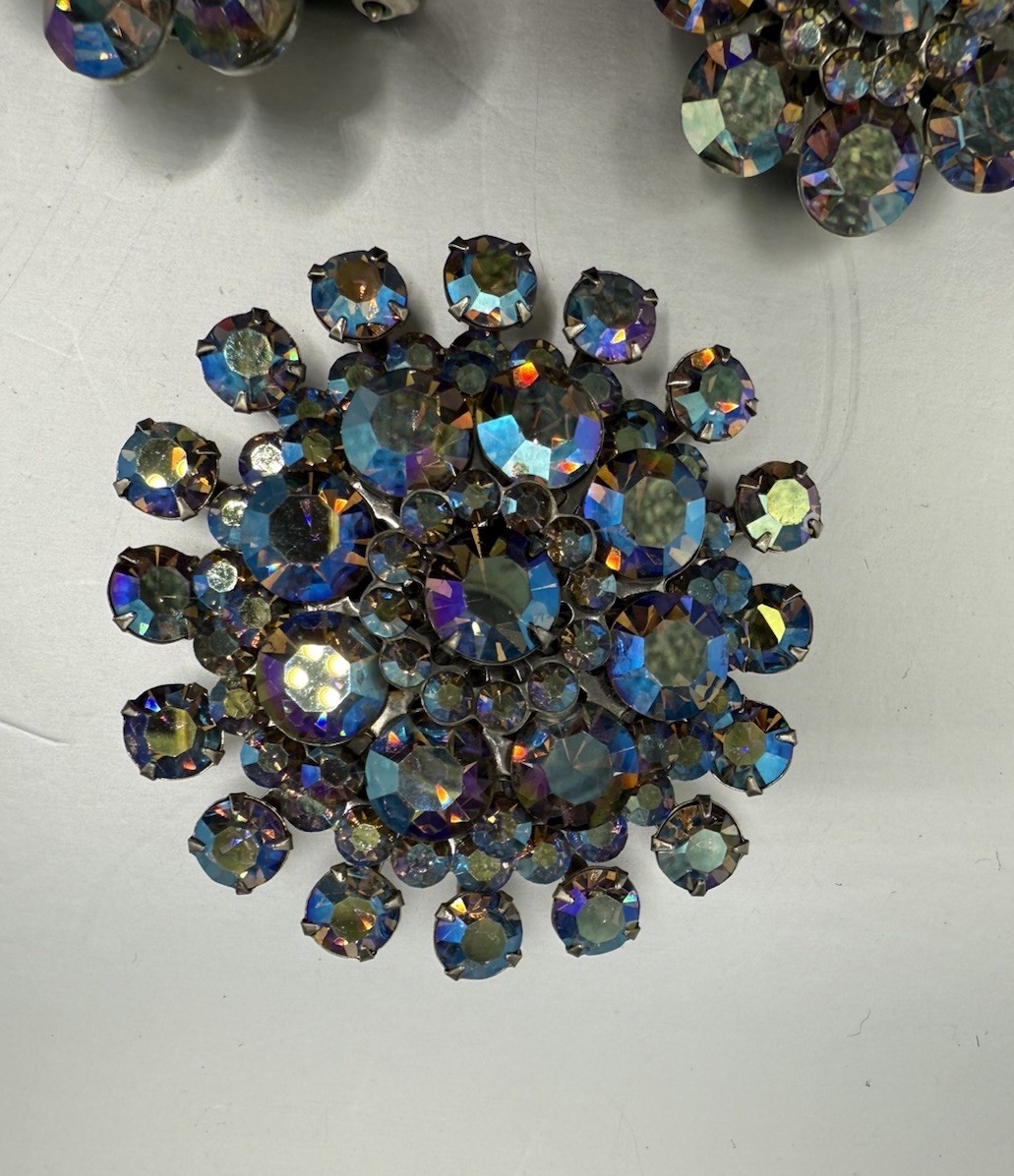 Vintage Aurora Borealis Earrings and Brooch Matching Set Costume Jewelry Blue