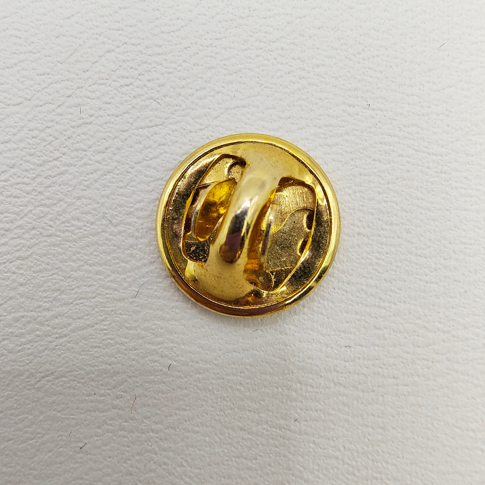 Vintage Red Hat Society Lapel Pin Brooch Enamel Rhinestone Gold Tone 1.5″