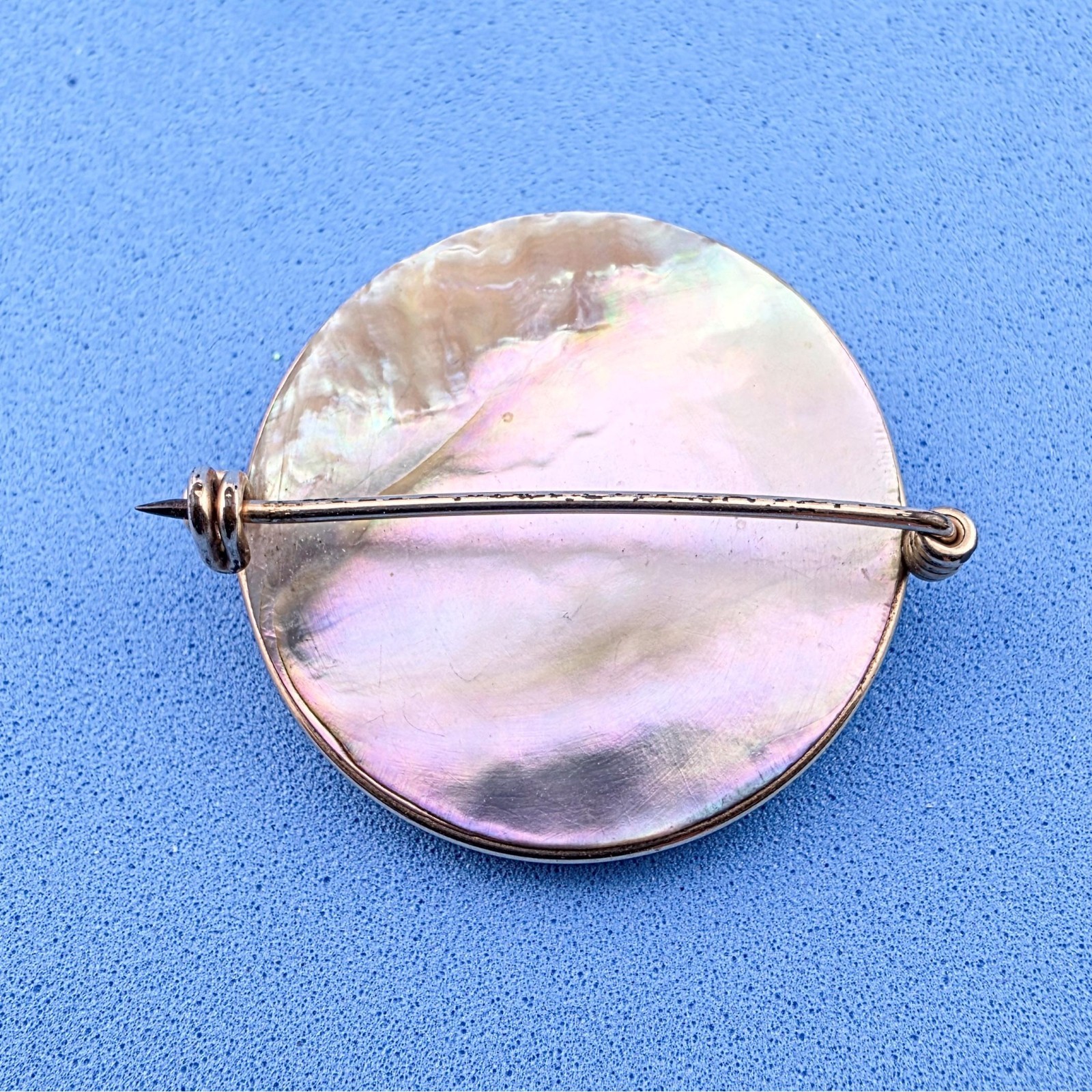Vintage Abalone and Applied Mother Of Pearl Cameo Goldtone Setting 1″