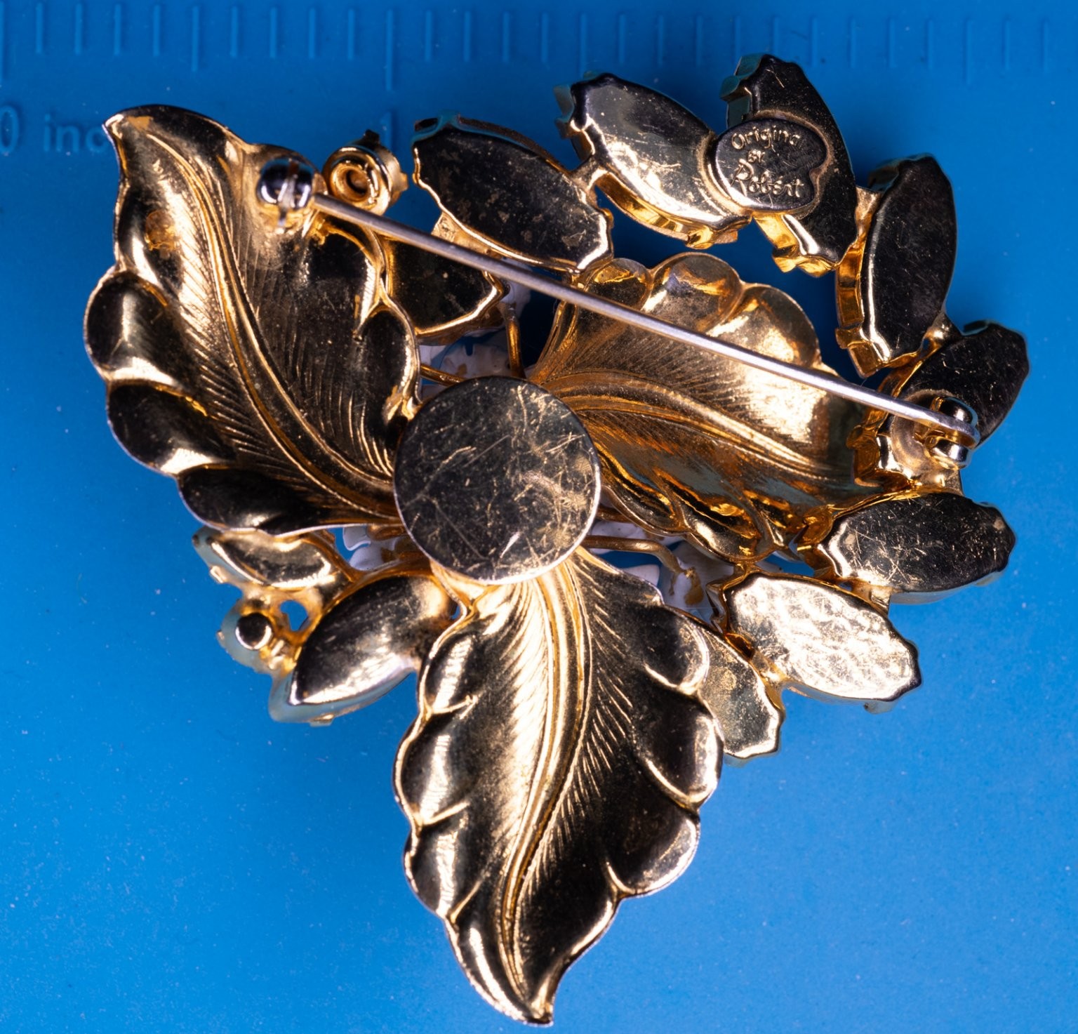 Original by Robert Floral Bouquet Brooch Gold Tone 2.25″ Enamel Faux Pearl