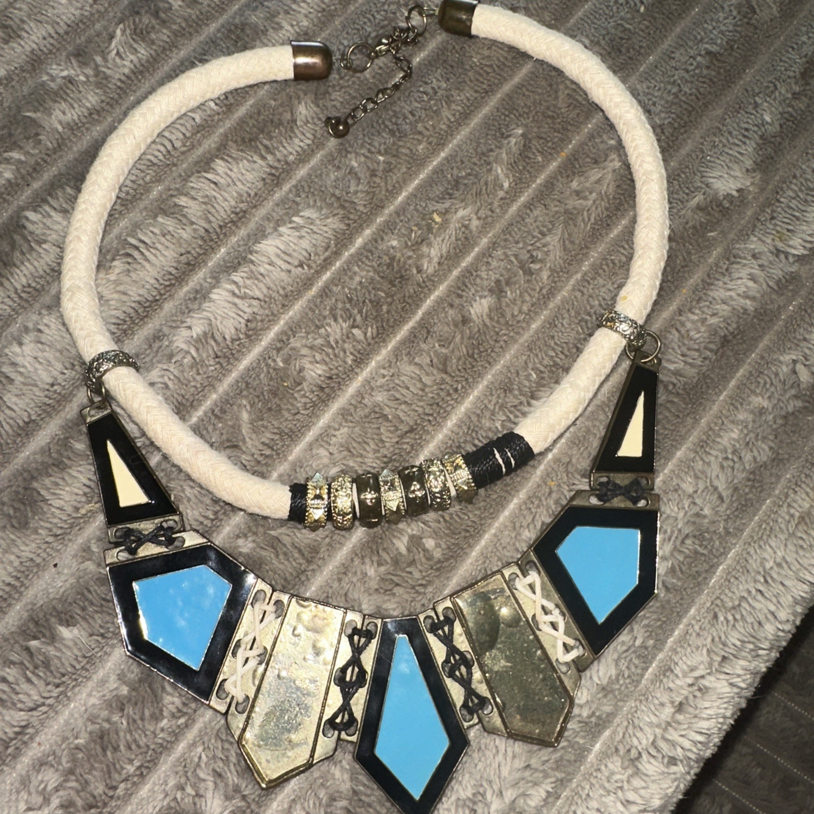 Turquoise And Gold Colored Metal Necklace With Rope Chain Handmade Vintage