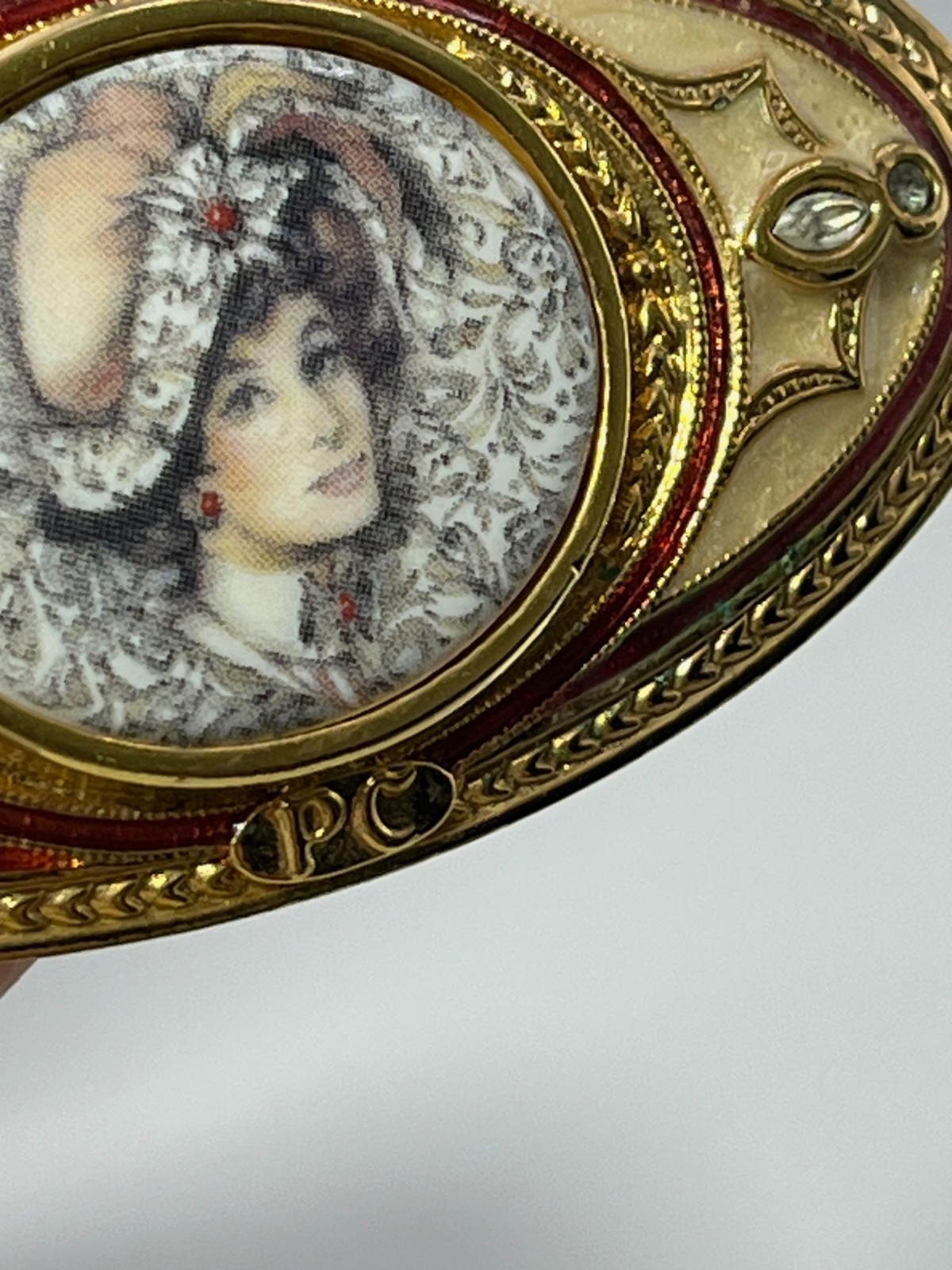 Vintage Art Deco Style Portrait Brooch Gold Tone Enamel Oval Pin Victorian Woman