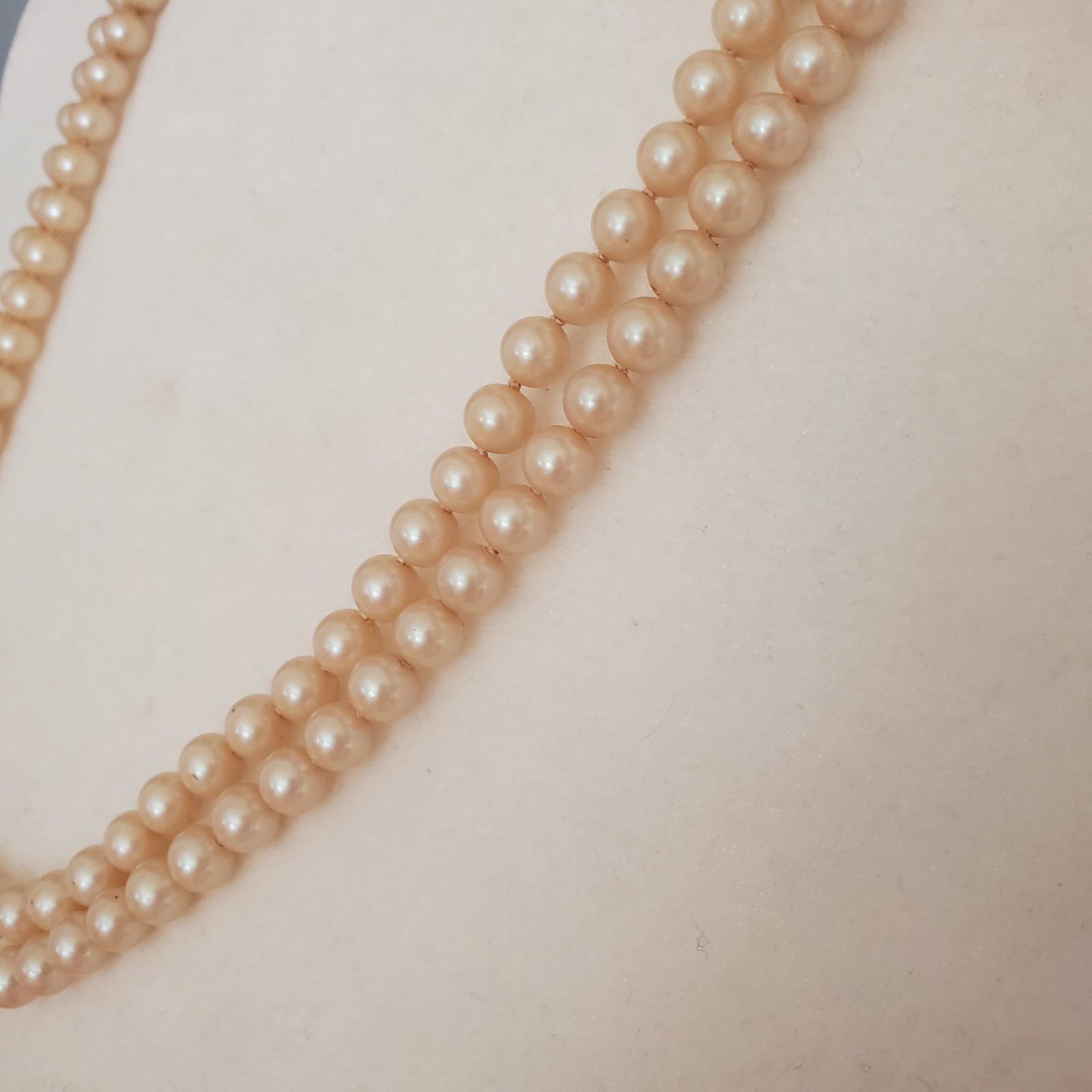 Cameo Dbl Pearl Strand Necklace 27″ Insert Clasp Carved Filigree Hand Knotted