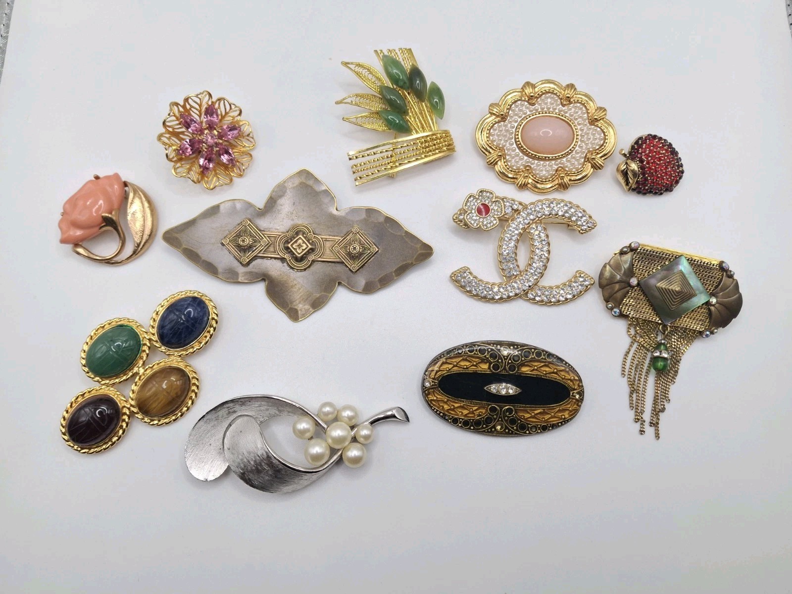 Vitage Brooches Pins Signed Monet Avon Trifari W Stones Lot