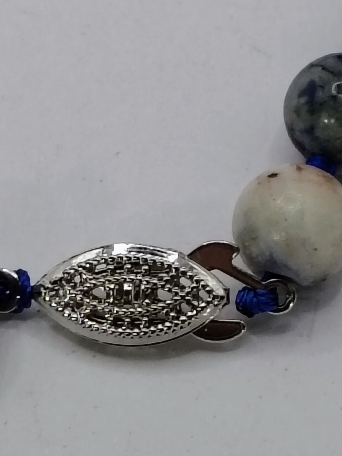 N605 Vintage Sodalite Blue White Gemstone Bead Necklace Hand Knotted 17” 8mm