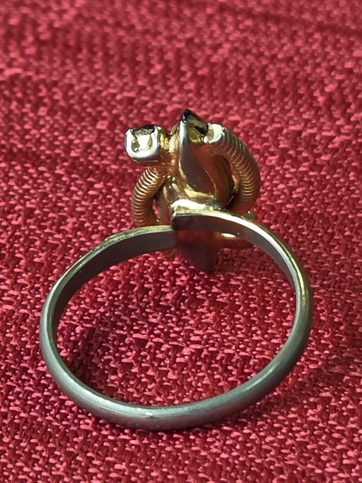 Unique Purple Gold and Silver Toned Vintage Ring Size 9
