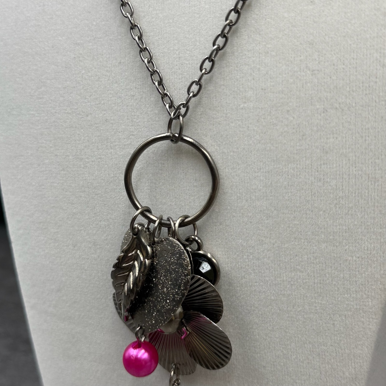 Vintage Gunmetal Tone Floral Flower Pink Bead Tassel Charms Drop Pendant