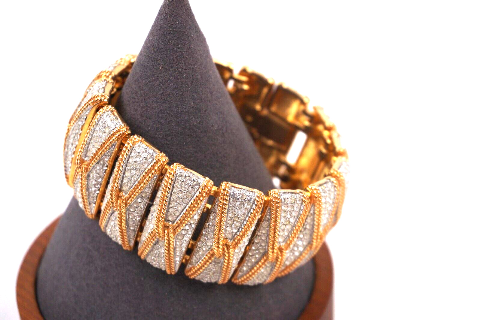 VTG MASSIVE SWAROVSKI PARIS HAUTE COUTURE CRYSTAL ELEGANT STATEMENT BRACELET 7″