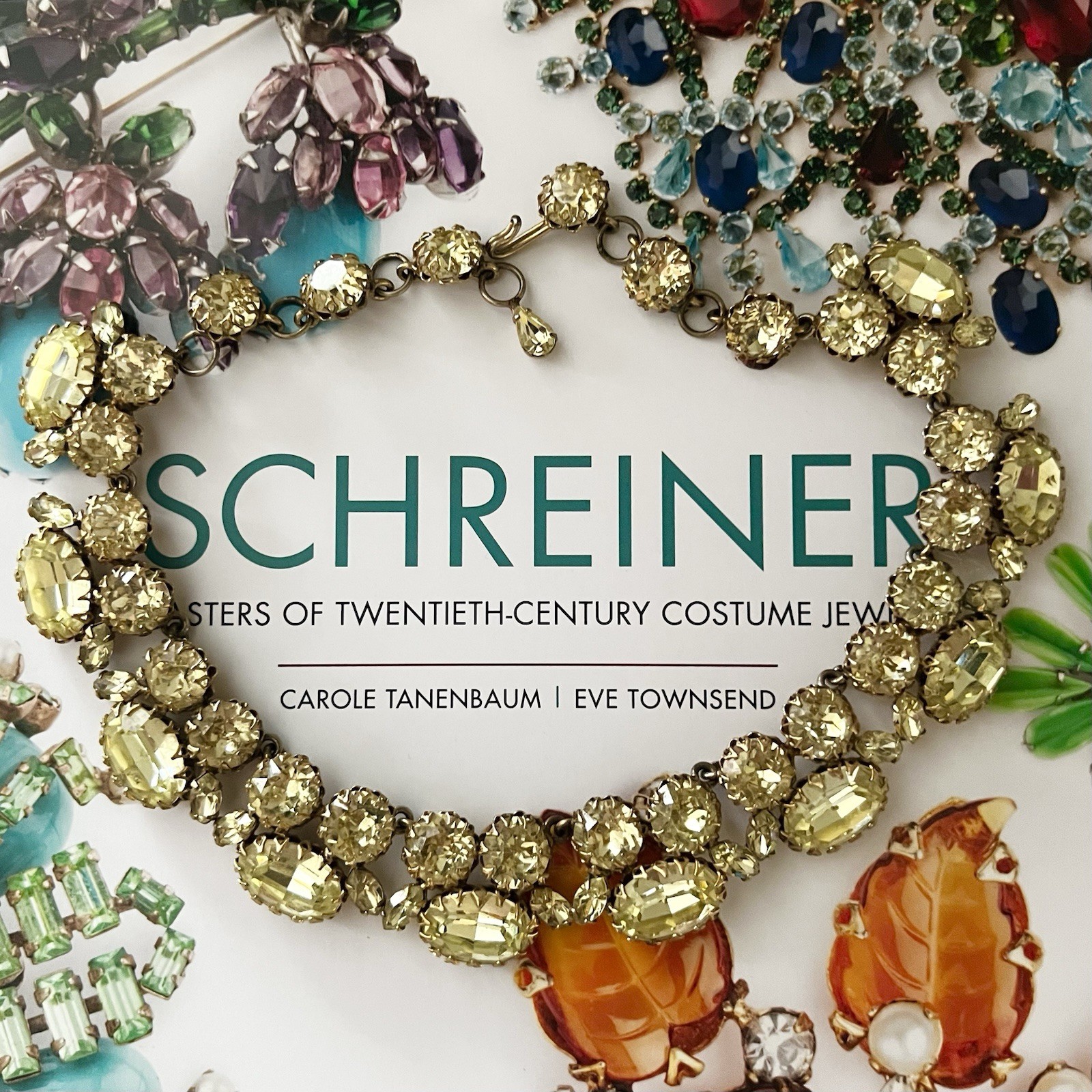 Vintage Schreiner Bright Yellow Foiled Crystals Rhinestone Collar Necklace