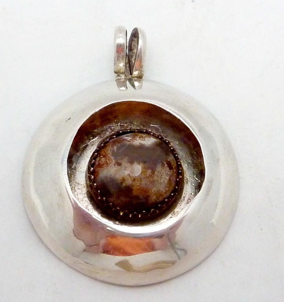 Vintage Southwest Santa Fe Style Sterling Silver Jasper Shadowbox Pendant 27517