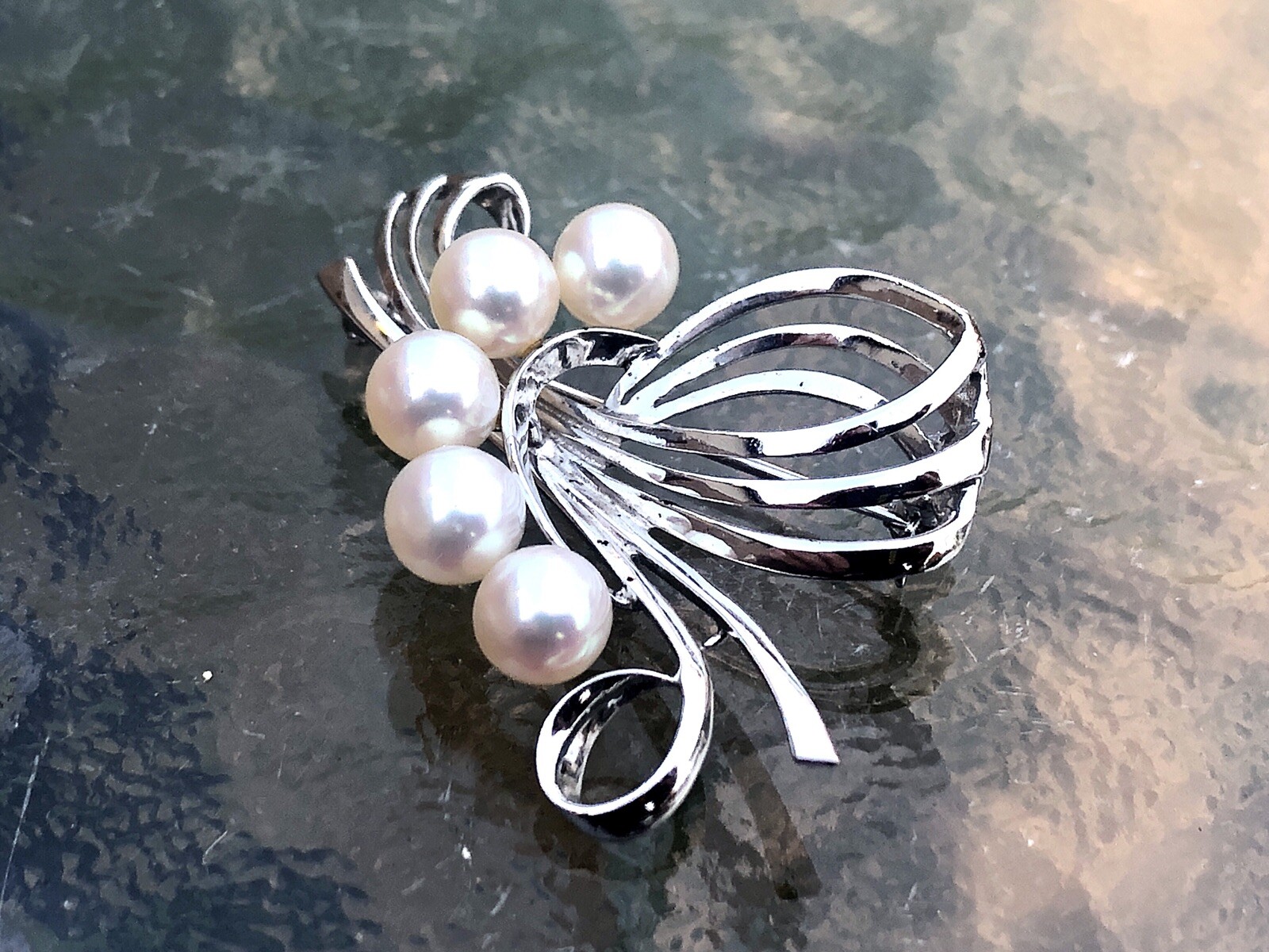 Mikimoto 5 Genuine Akoya Pearl 6.8mm JAPAN Pin Brooch 6.5g Imperial