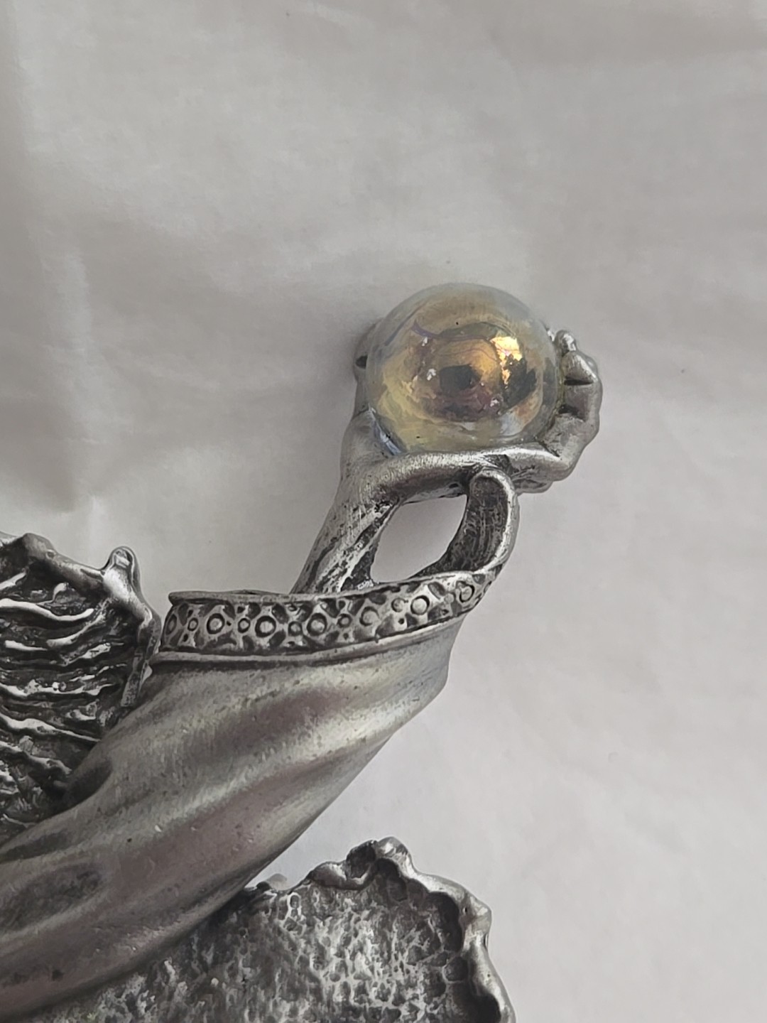 Artifacts JJ wizard brooch crystal ball, 3 D, large size, signed,