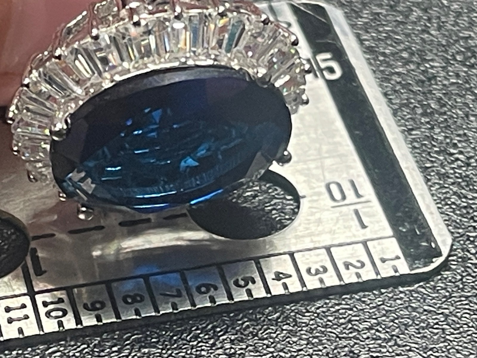 Signed FZN sterling silver 925 .” .5” Oval blue sapphire crystal Ring 7 vintage