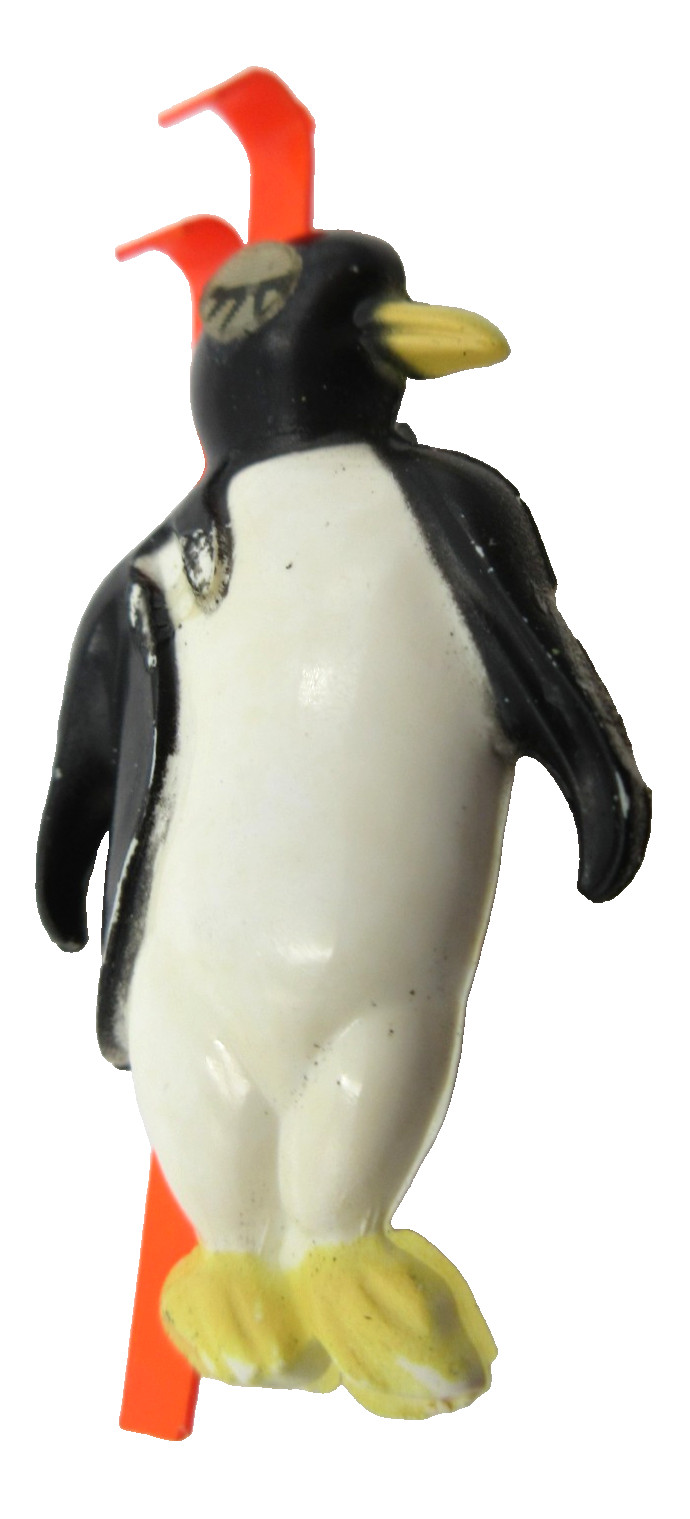 VTG EYE CHANGES PLASTIC white black PENGUIN orange skis Brooch gold tone pin