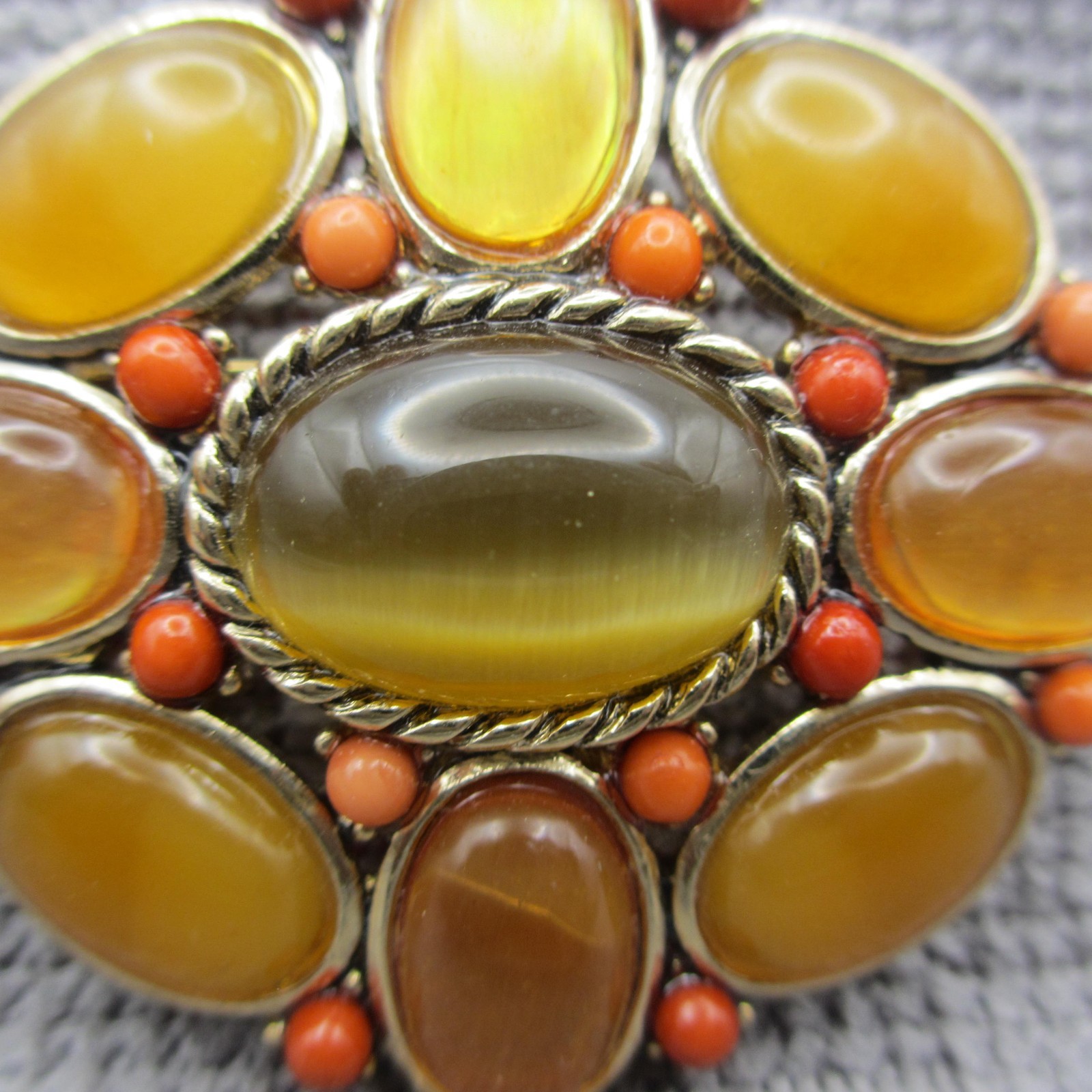 Monet Brooch Fall Colors Cabochon Oval Gold Tone
