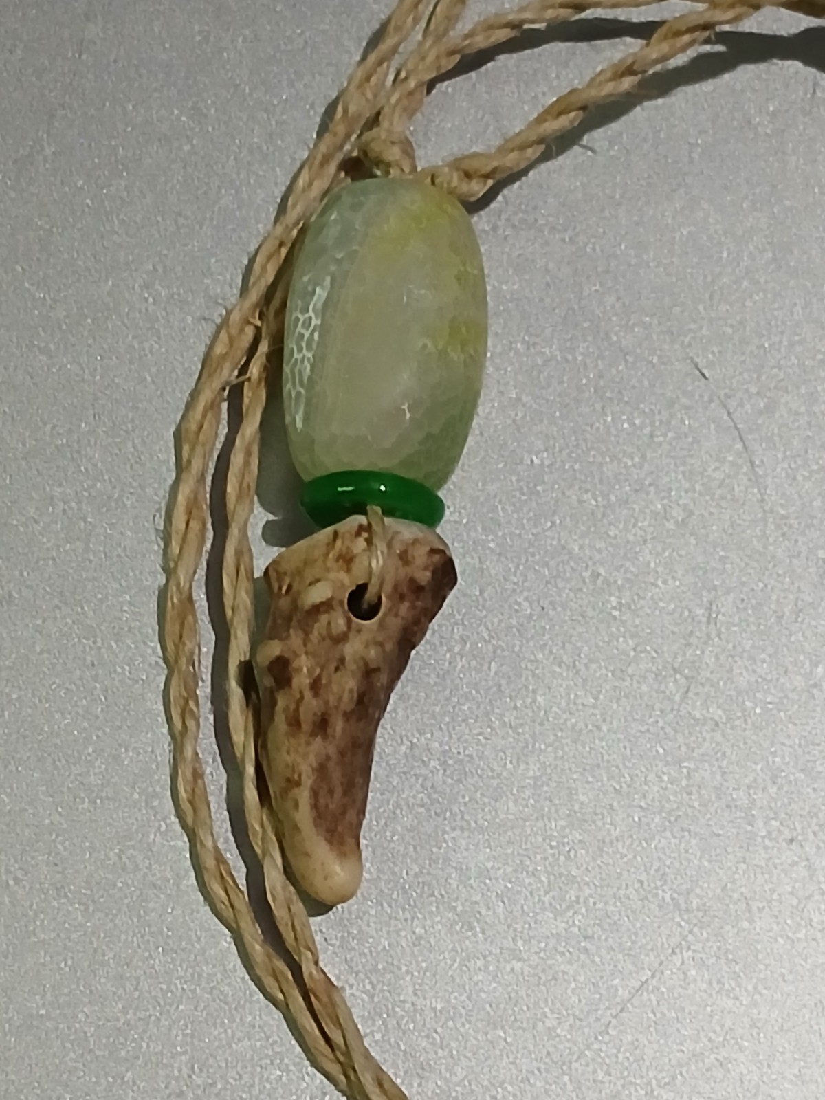 “Dragon Tooth – Dragon Egg” Necklace Hemp Cord Deer Tine, Agate Stone