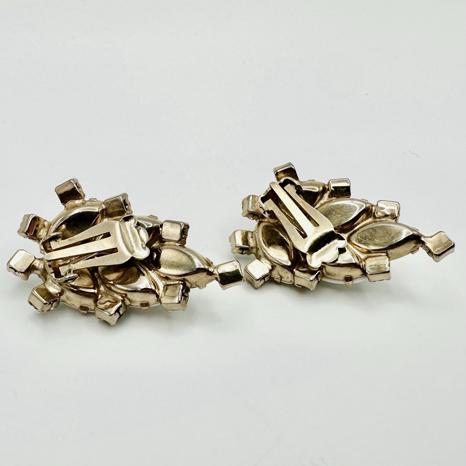 Vintage White Milk Glass Navette Rhinestones Fanned Leaf Clip Earrings Gold Tone