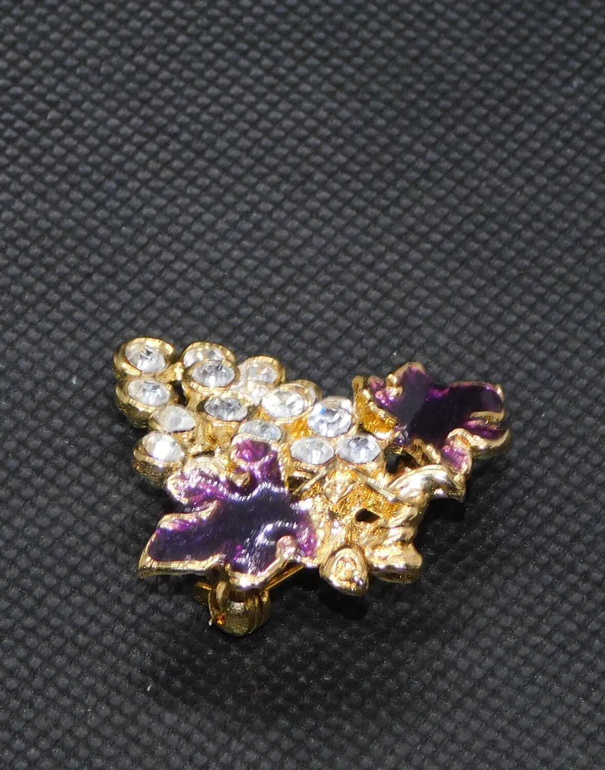 Grapes Vintage Pin Brooch Gold Tone White Rhinestone Purple Enamel Jewelry