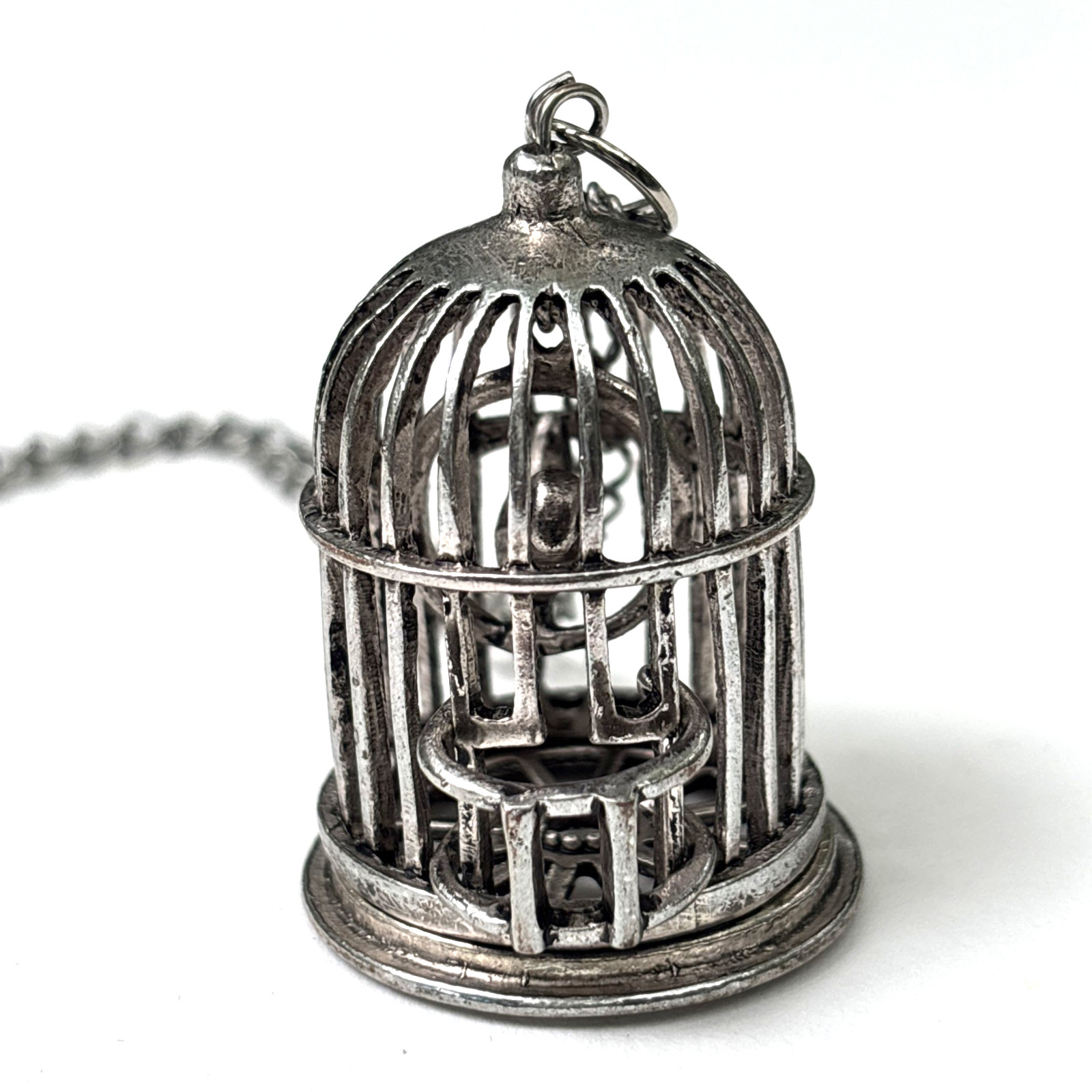 ESTATE VINTAGE SILVER TONE BIRD CAGE PENDANT ON CHAIN NECKLACE 30″ ARTICULATED