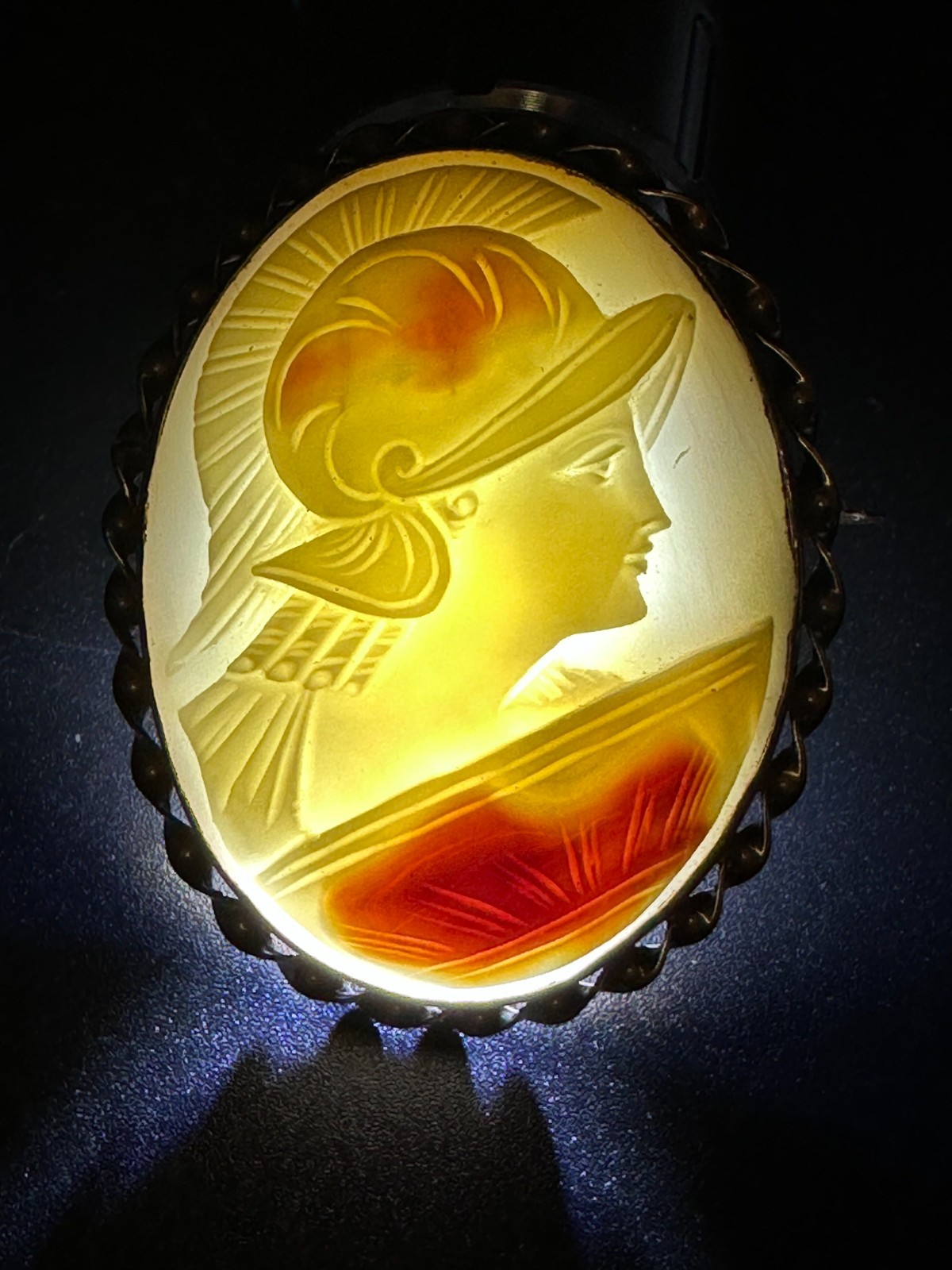 Antique 10K Gold Hand-Carved Shell Cameo Brooch – Classical Goddess