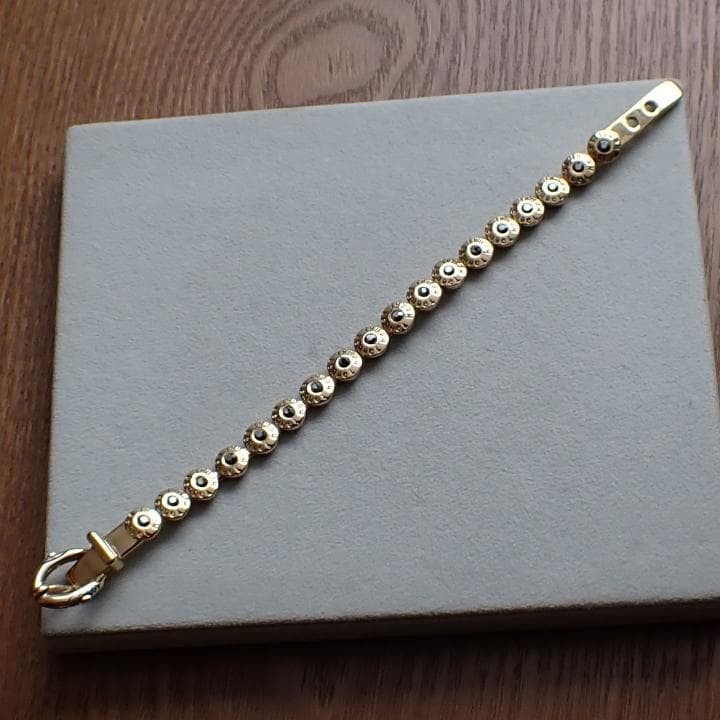 Vintage Henri Bendel YORK Buckle Bracelet Gold Tone Used
