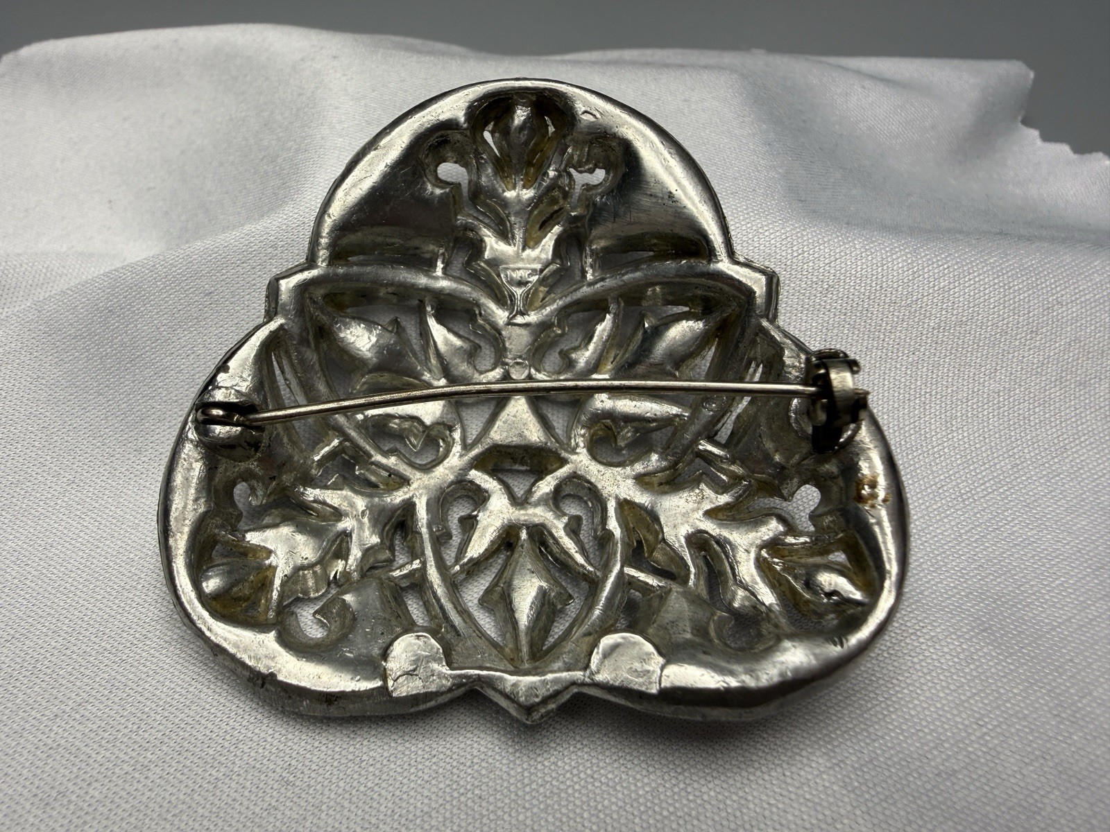 Brooch 1930s Pot Metal New England Glassworks Red & Clear Rhinestone VTG 5.1cm