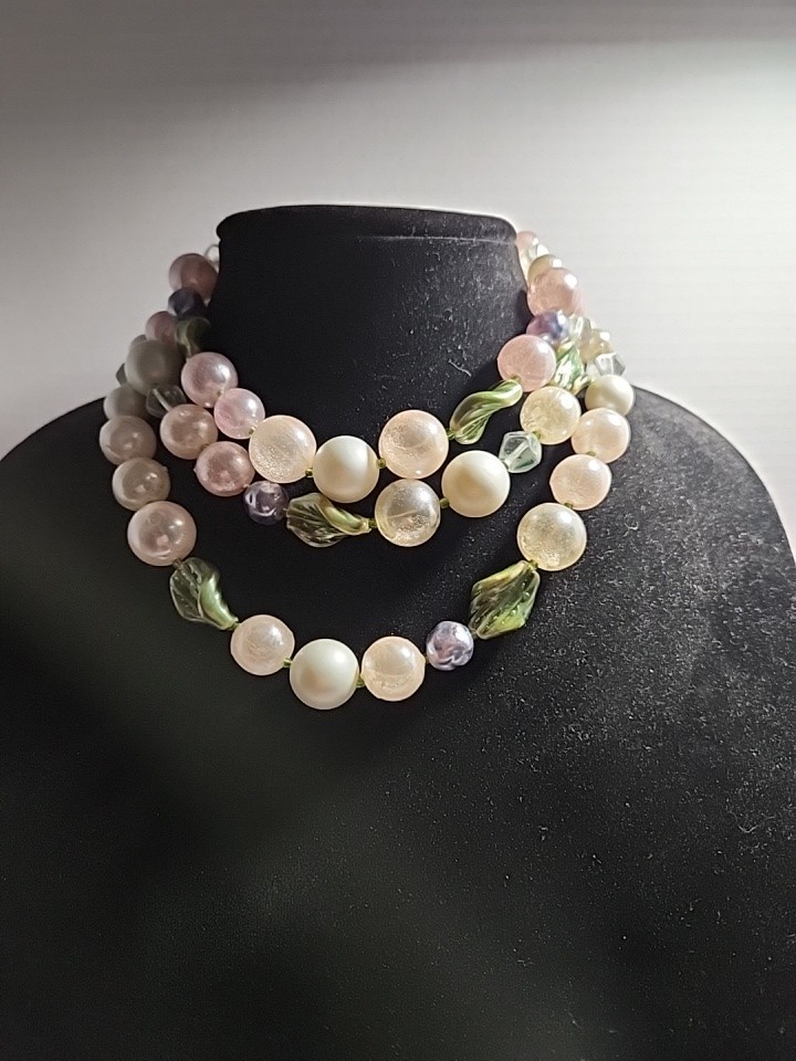 Vintage Pastel Multi Color Green Leaf Accent 3 Strand Large Beads Necklace