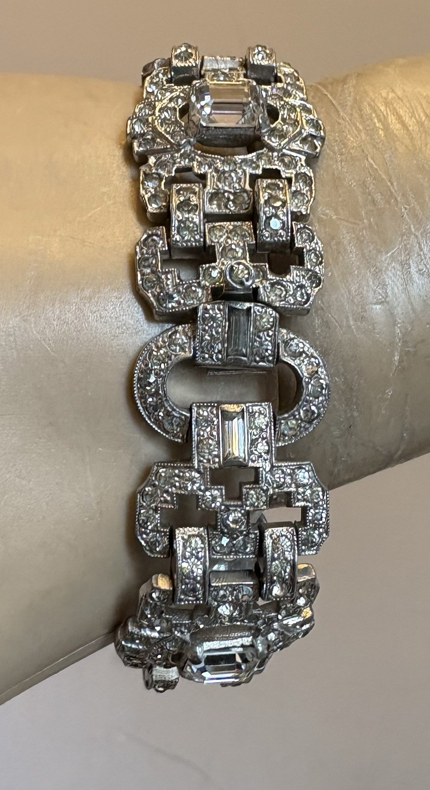 30s Art Deco Rhinestone Bracelet Baguettes Emerald Cut Crystal Pot Metal 7″