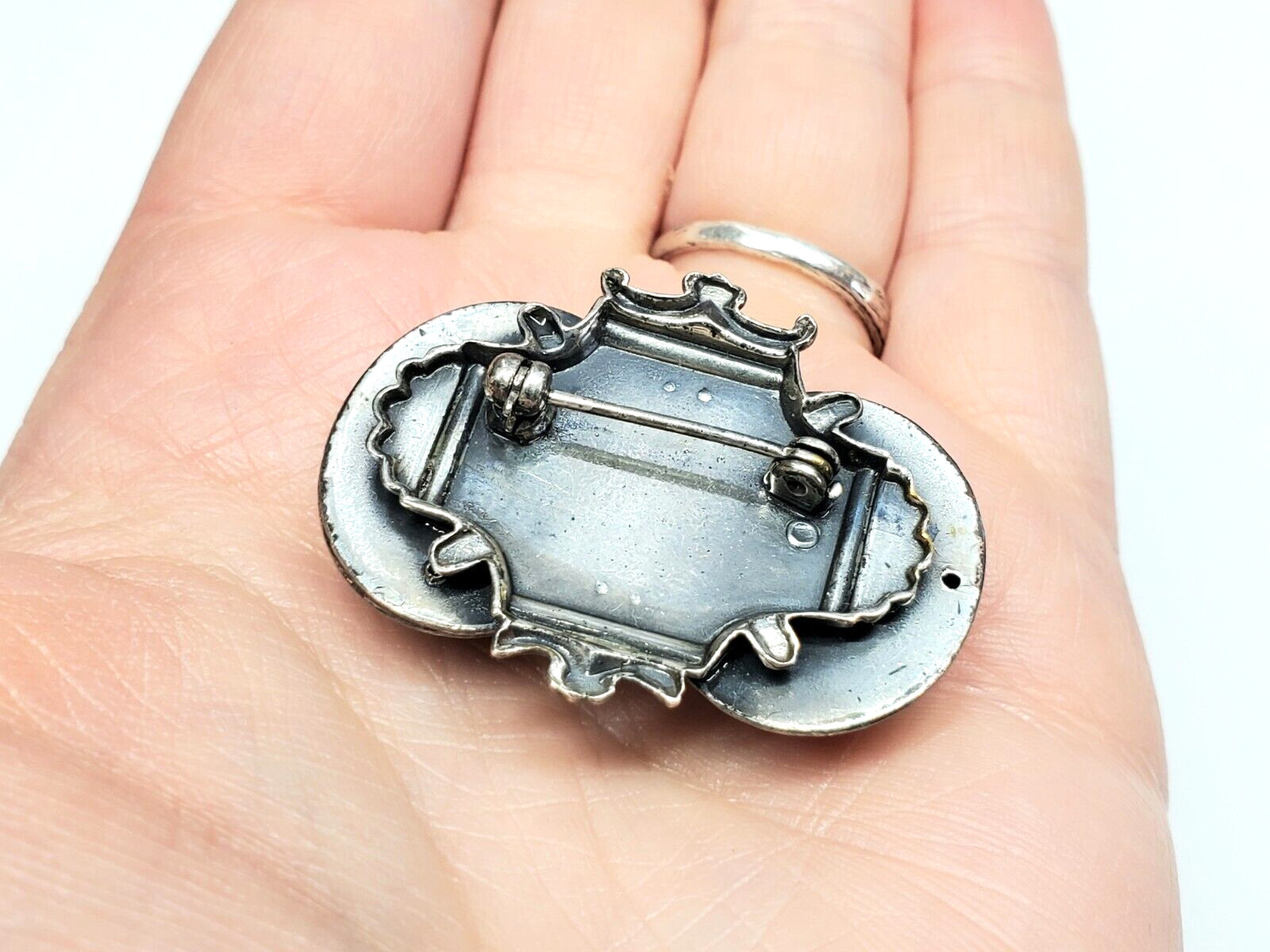 Vintage Filigree Agate Bloodstone Silver Plated Etruscan or Celtic Brooch Pin