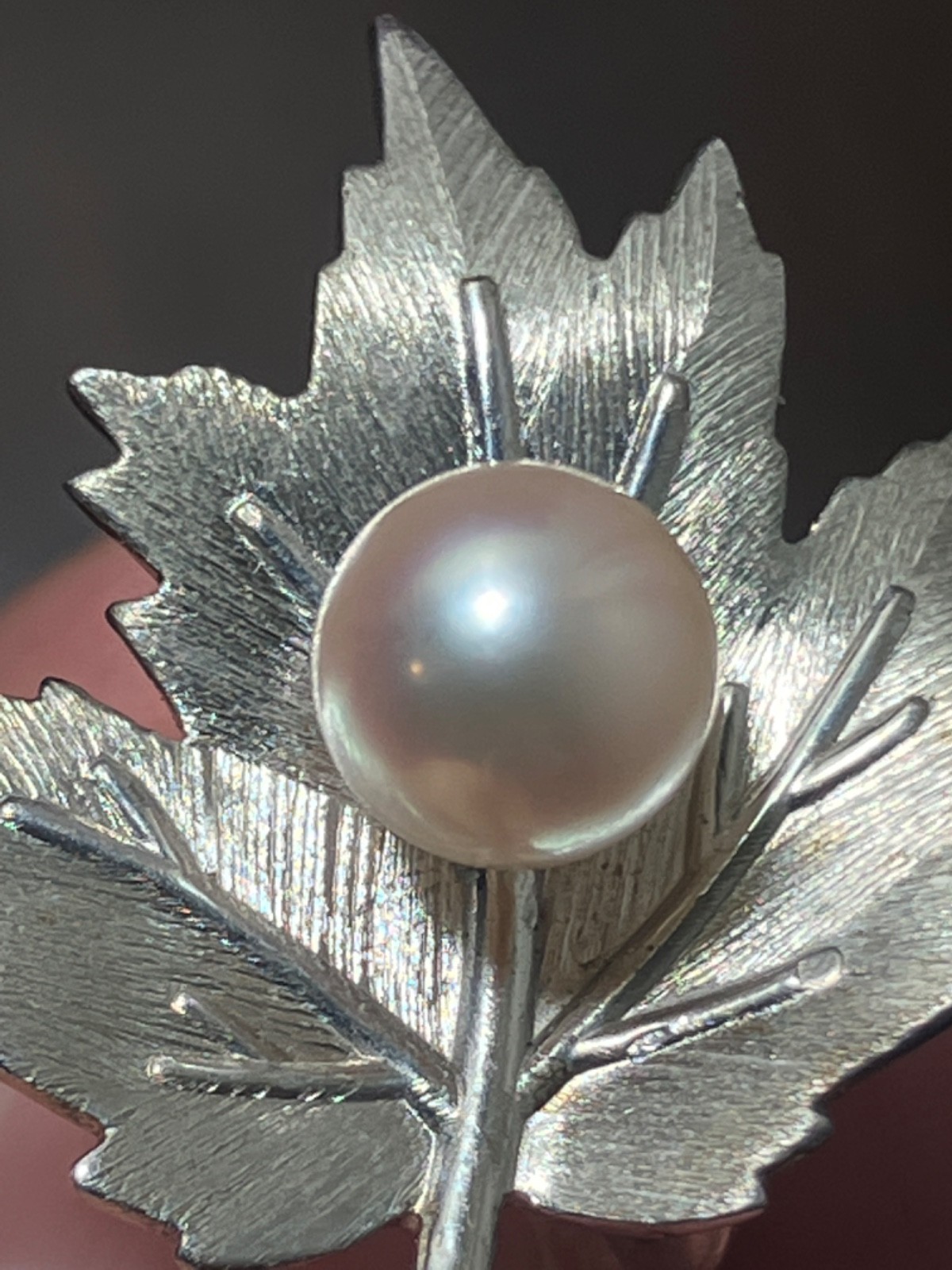 Single Vintage Mikimoto Sterling Silver Maple Leaf Pearl Screw-back Earring