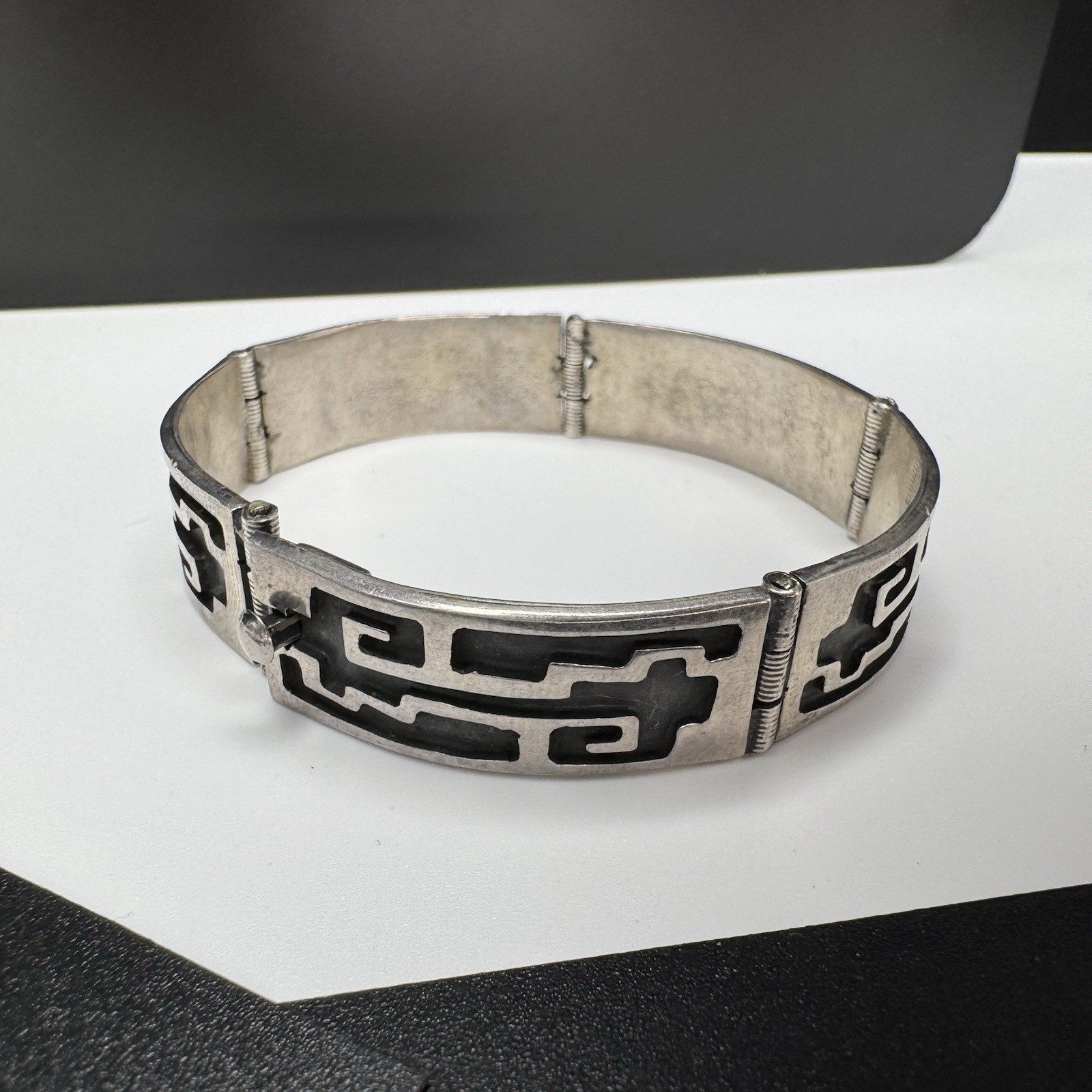 Vtg Mexican Sterling Silver Panel Bracelet Geometric Design IF-09 MEX925 32.9g