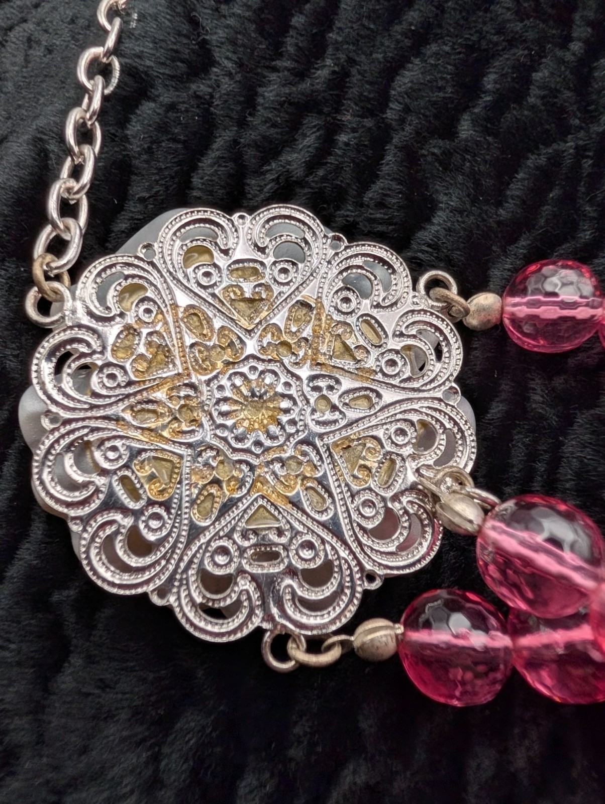 Vintage Pink Beaded Necklace With Carved Flower Pendant & Silver-Tone Filigree C