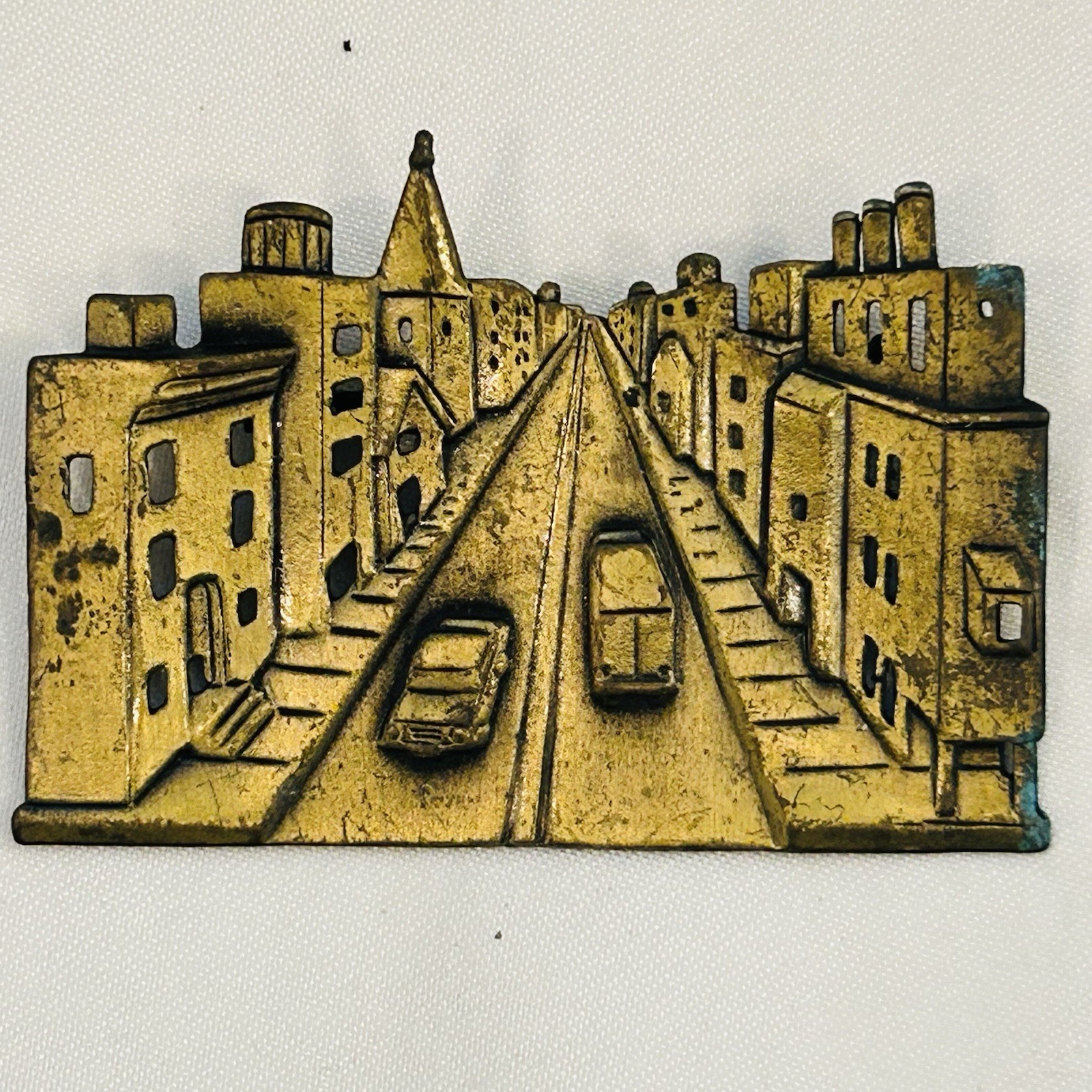 Vintage JJ Brooch Pin Brass City Street Scene Buildings Cars 2.5” X 1.5”