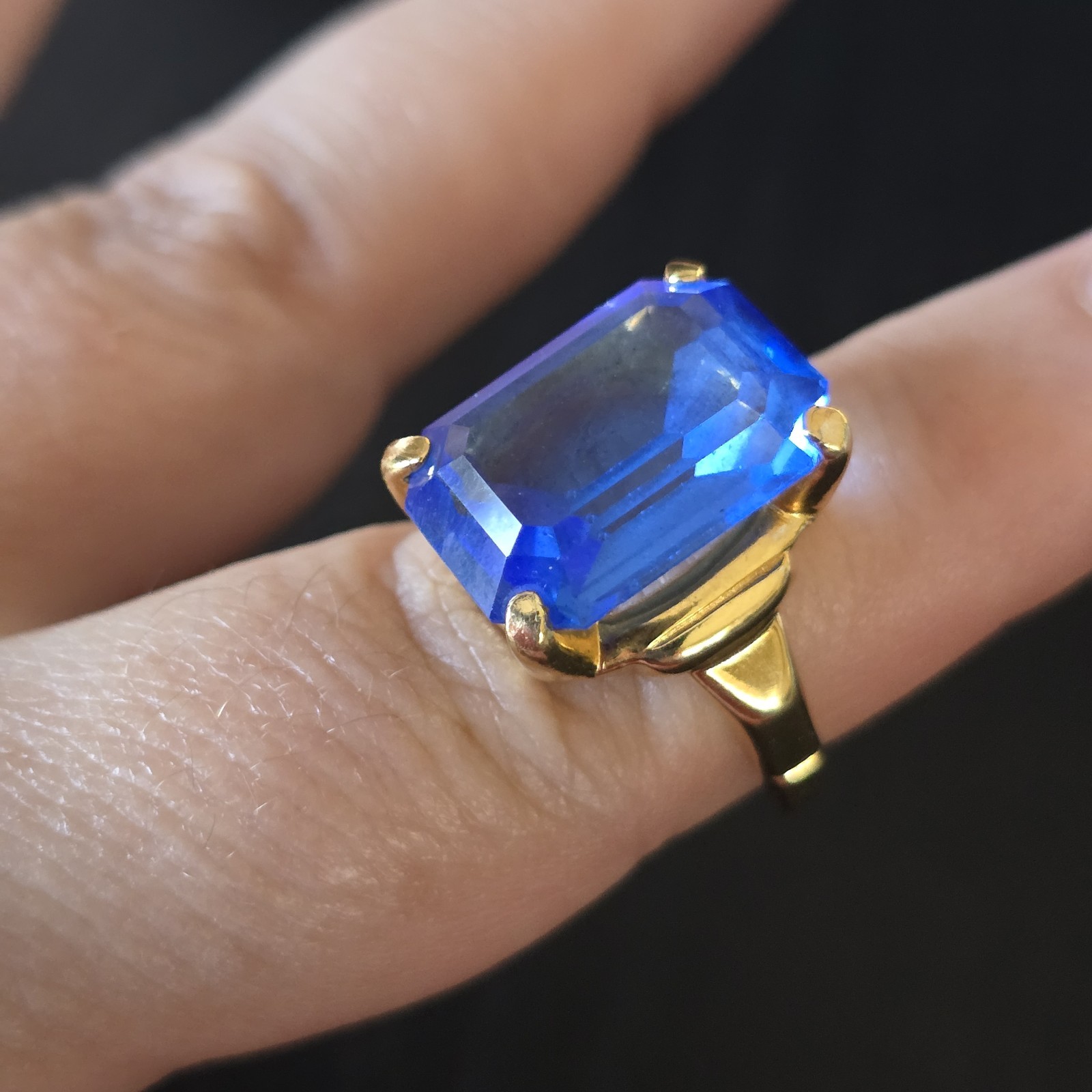 Vintage VENDOME Adjustable Ring Blue Emerald Cut Crystal Cocktail Gold