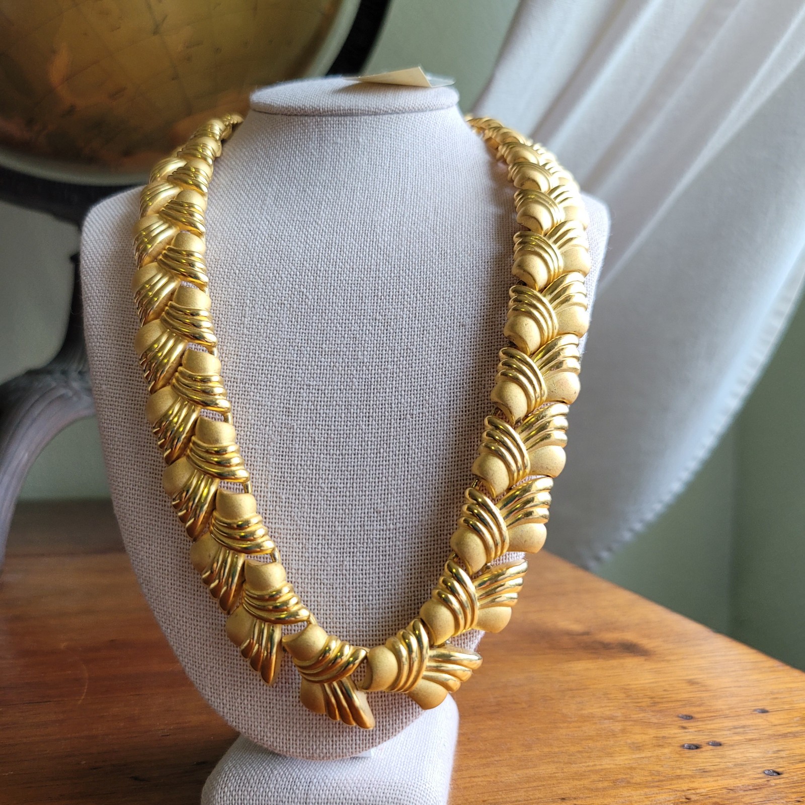 1980s NOS Napier Chunky Gold Tone Sculptural Statement Necklace